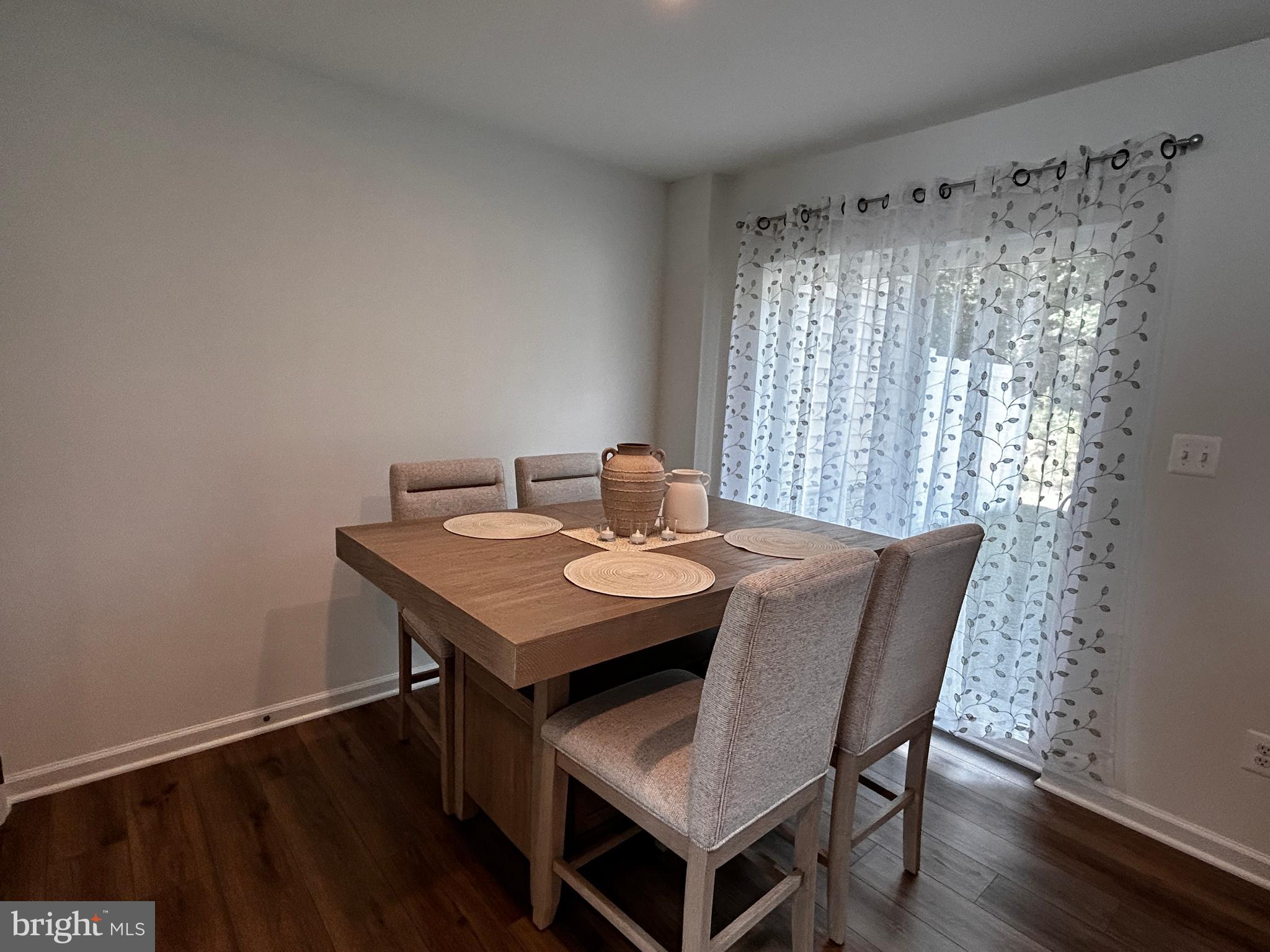 WHISPERING PINES - Residential Lease