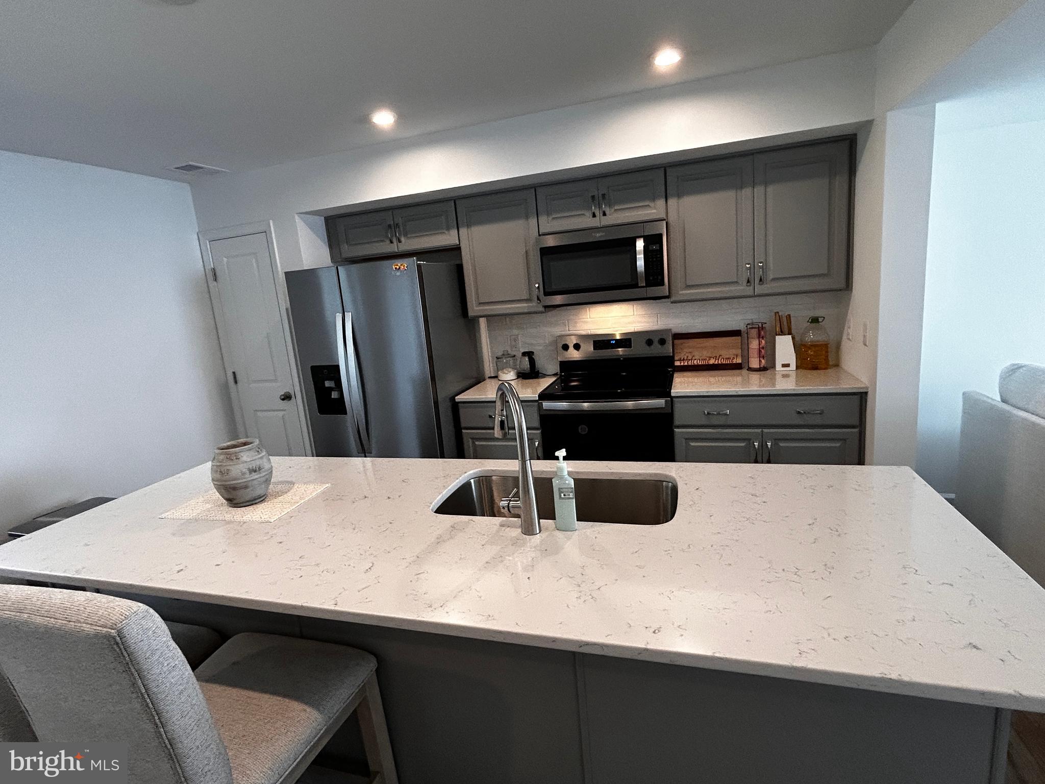 WHISPERING PINES - Residential Lease