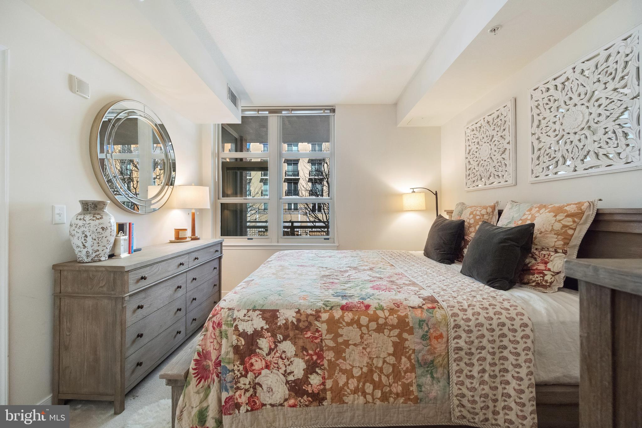 NATIONAL HARBOR - Residential