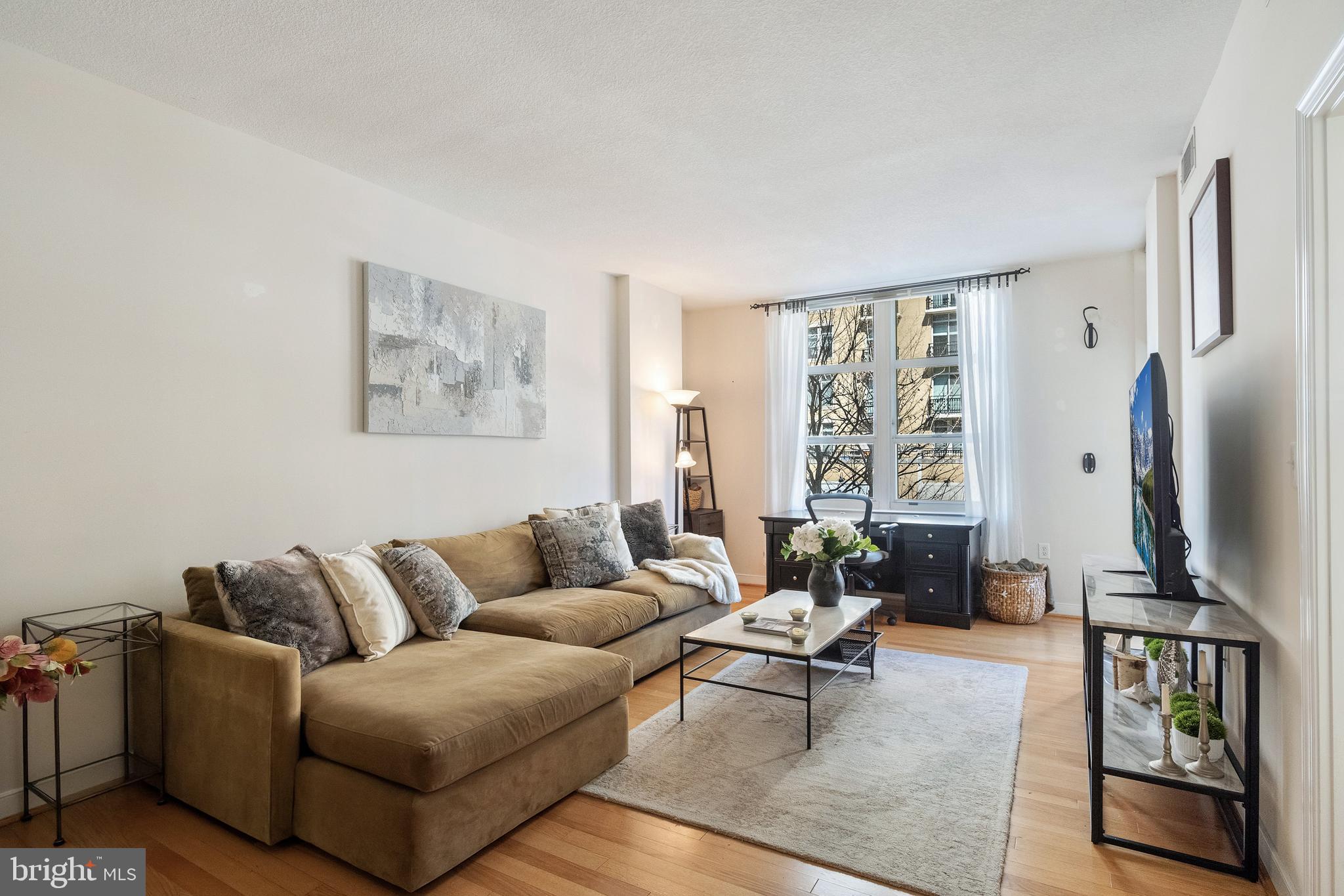 NATIONAL HARBOR - Residential