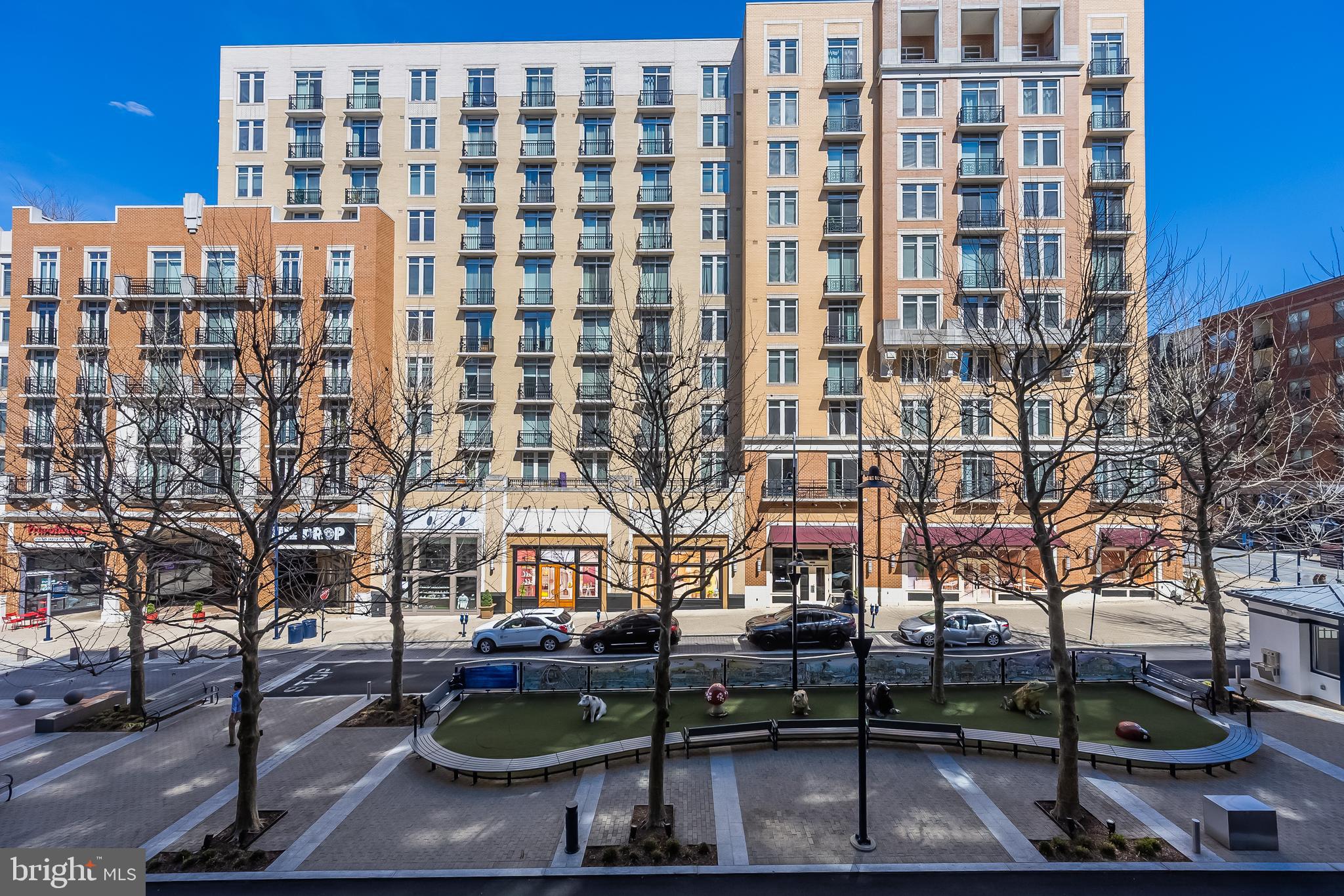 NATIONAL HARBOR - Residential