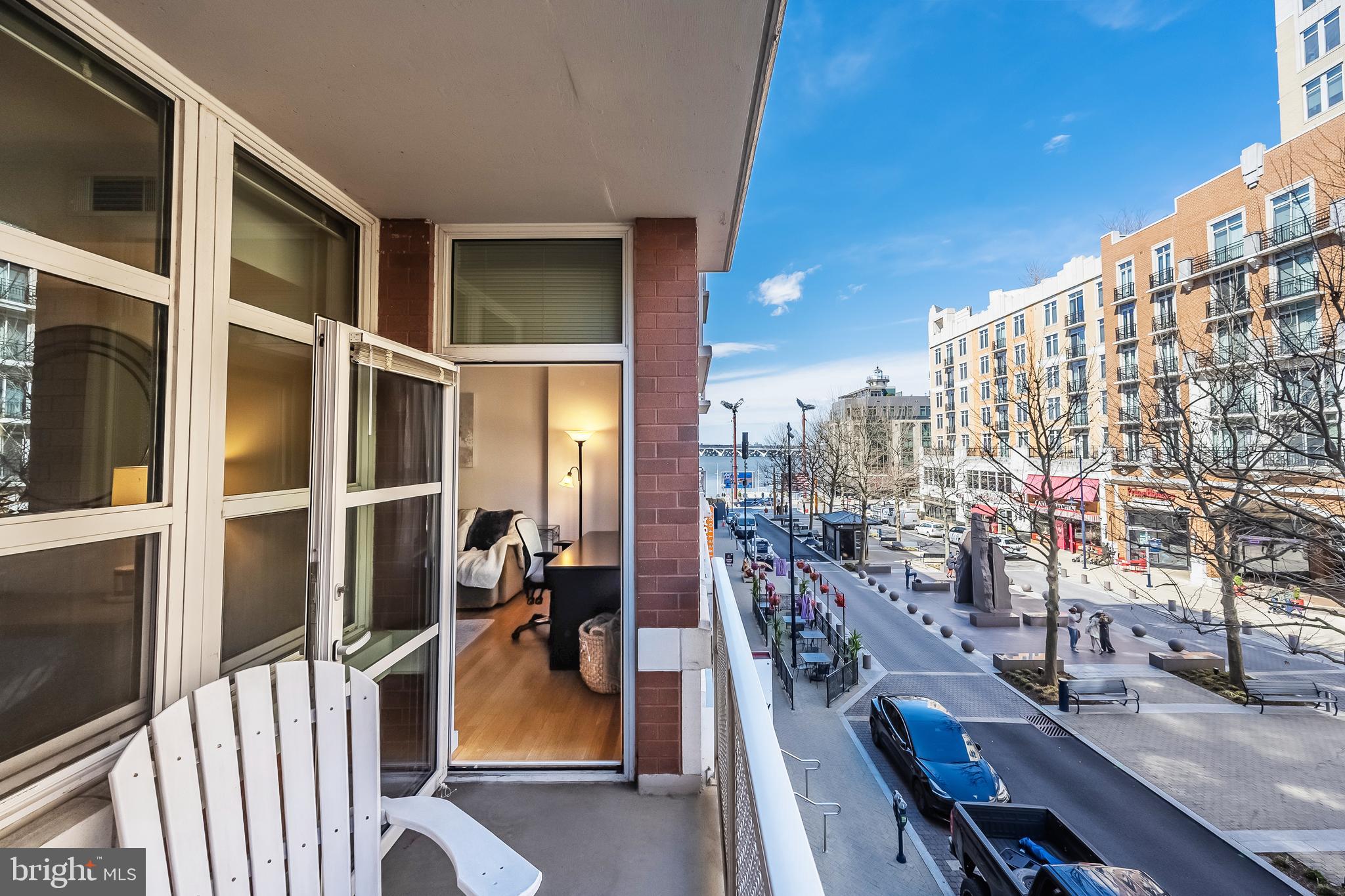 NATIONAL HARBOR - Residential