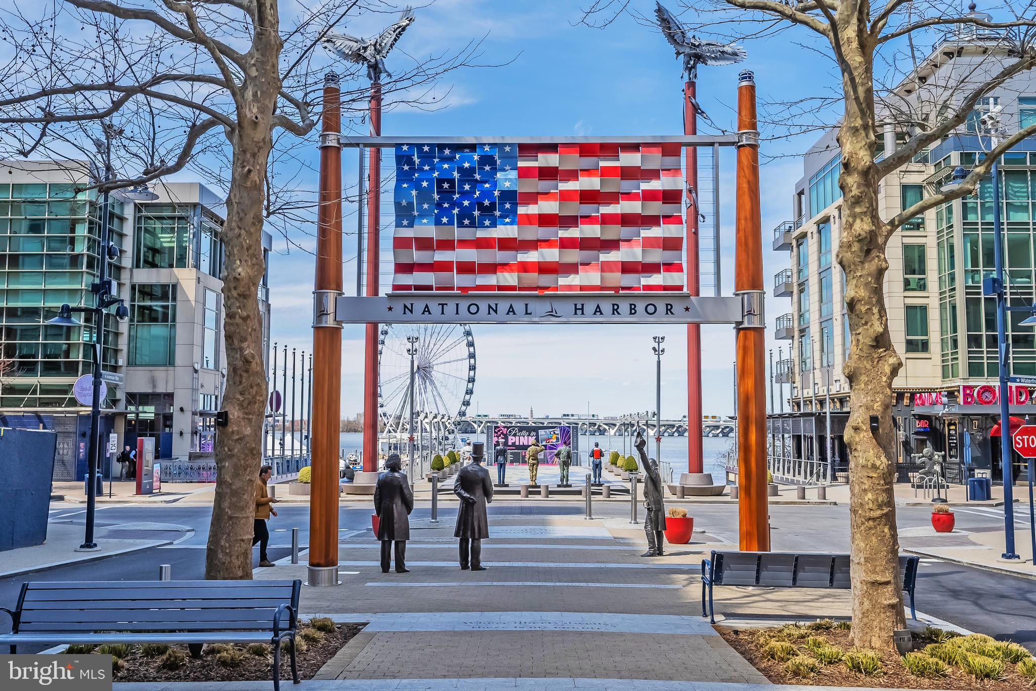 NATIONAL HARBOR - Residential