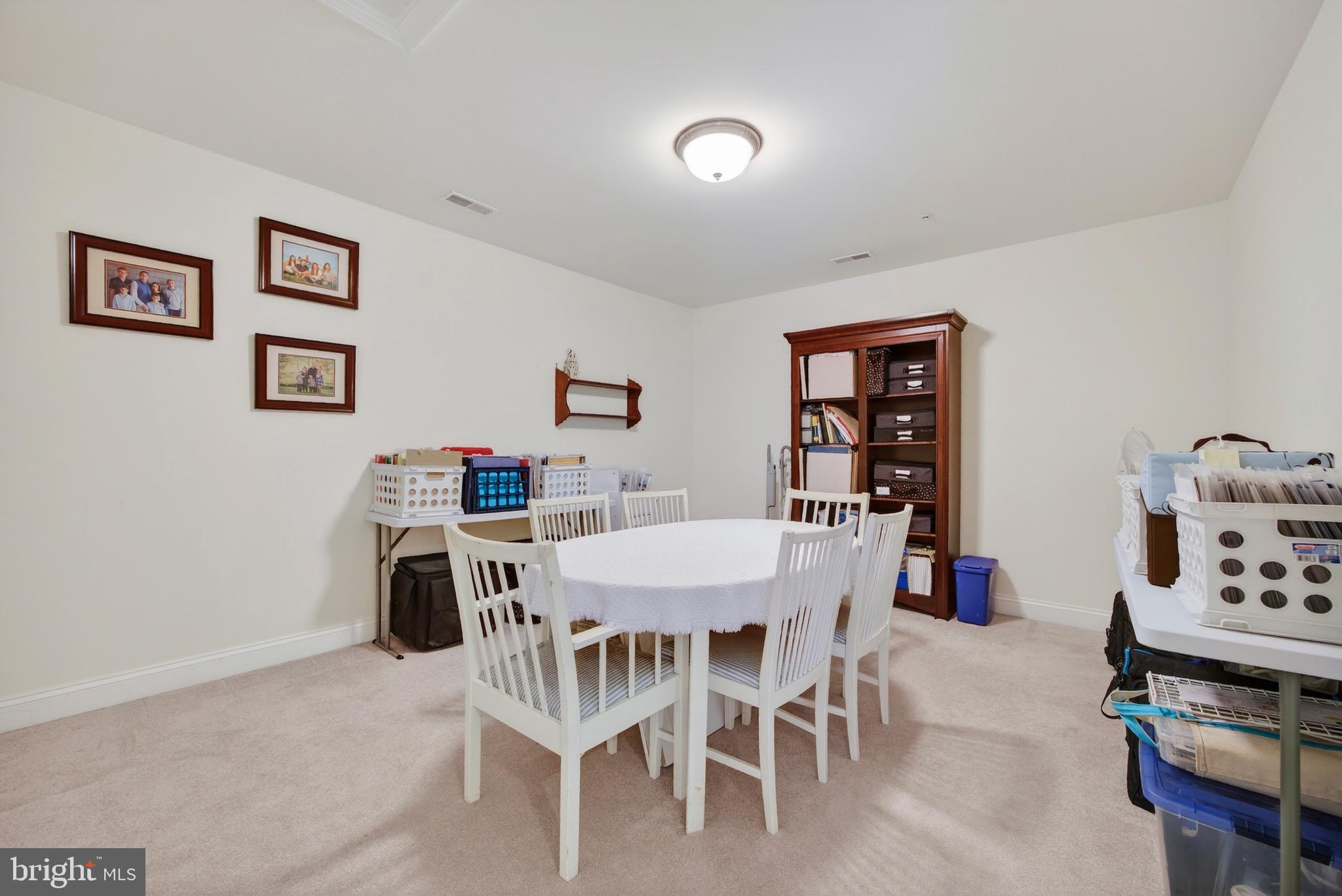 SCOT'S GLEN - Residential