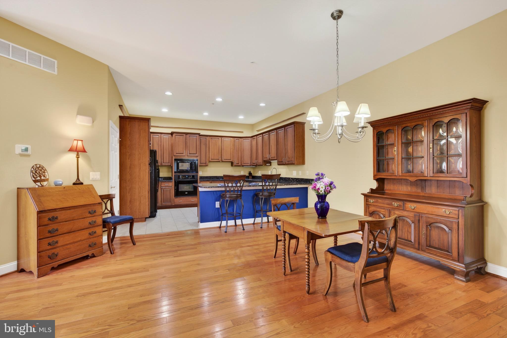 SCOT'S GLEN - Residential