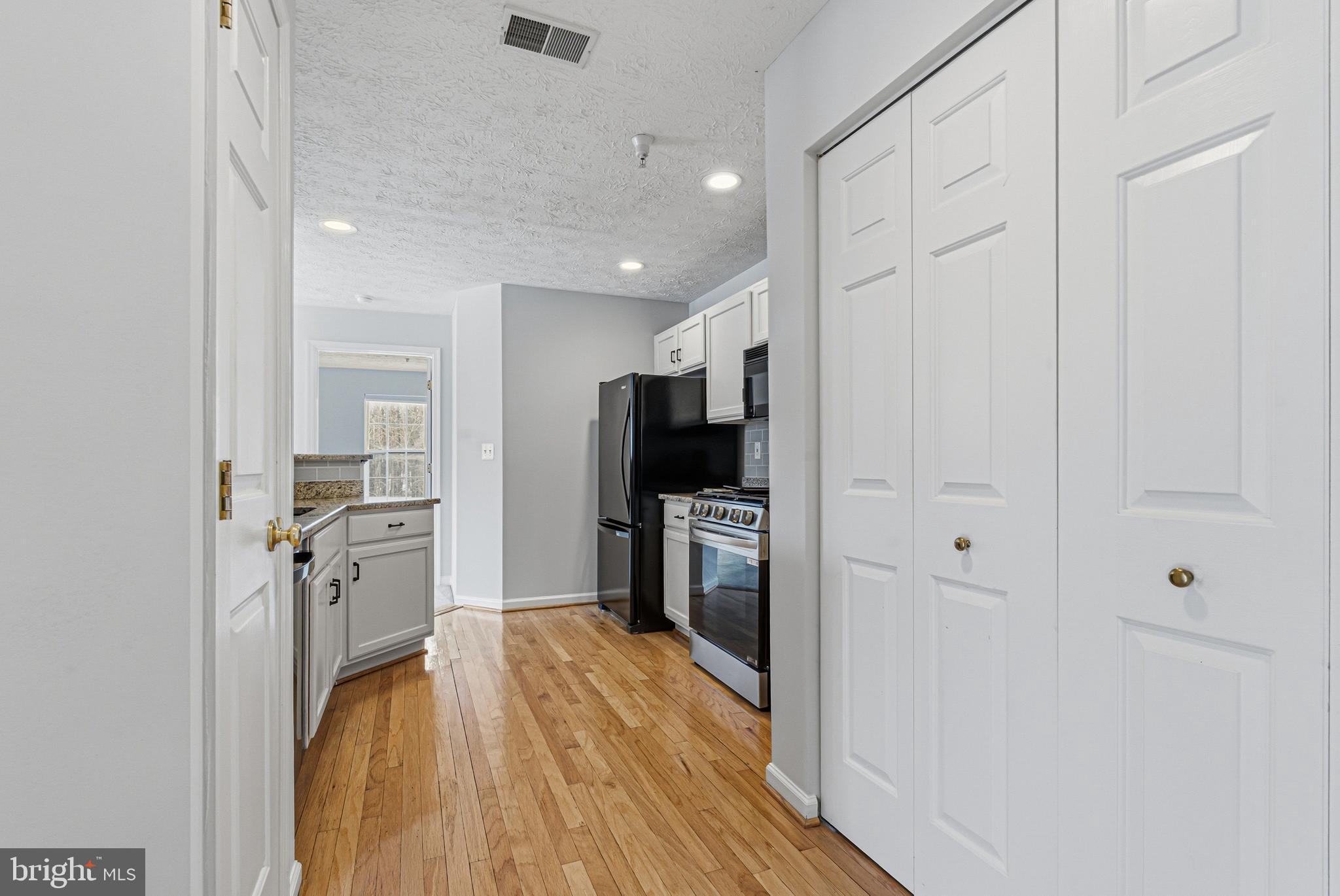 PERRY HALL FARMS GARDEN CONDOS - Residential