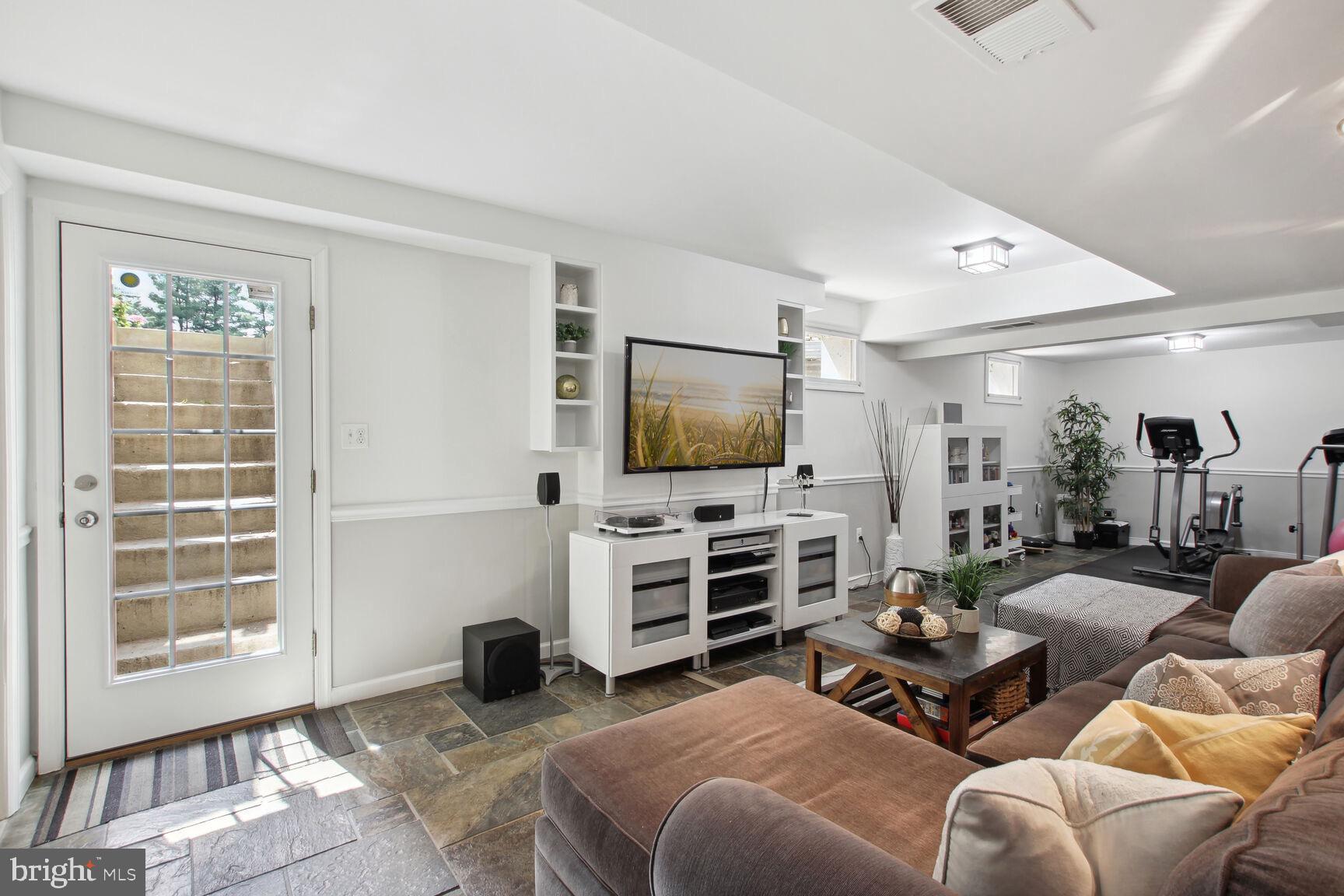 GOSHEN HUNT HILLS - Residential