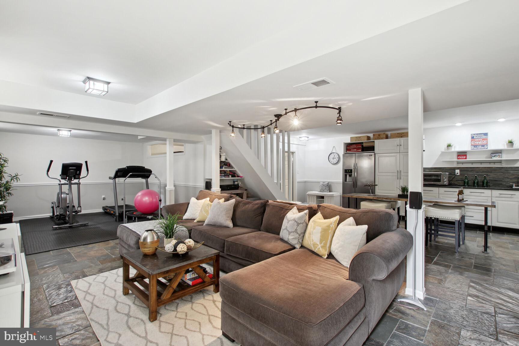 GOSHEN HUNT HILLS - Residential