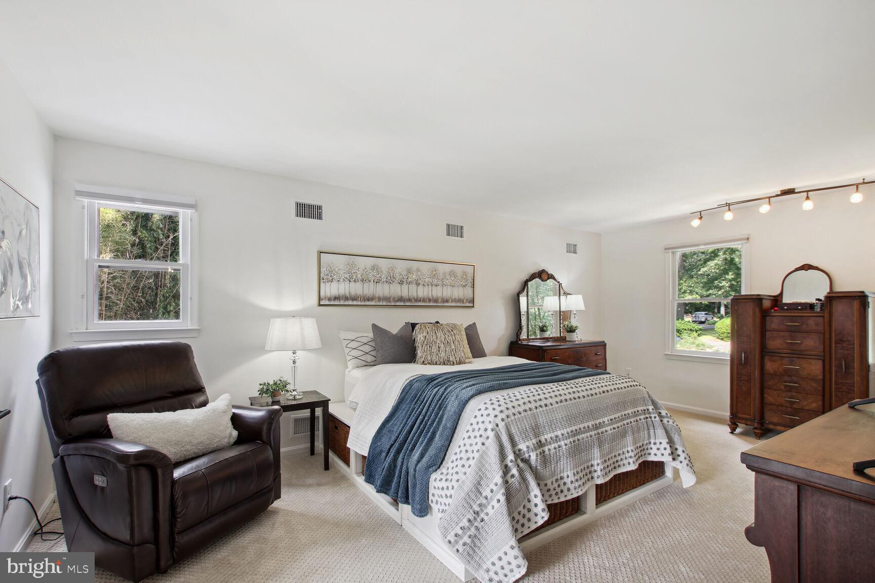 GOSHEN HUNT HILLS - Residential