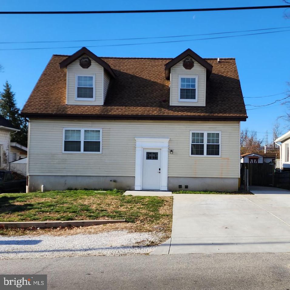 BALTIMORE HIGHLANDS - Residential Lease