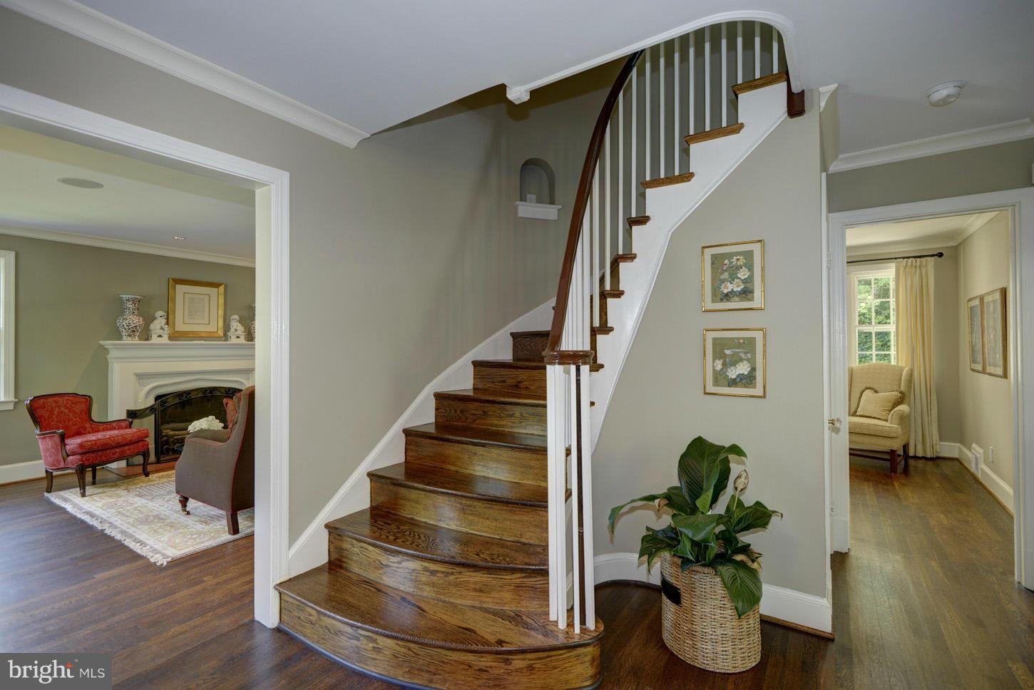 ROLLINGWOOD - Residential