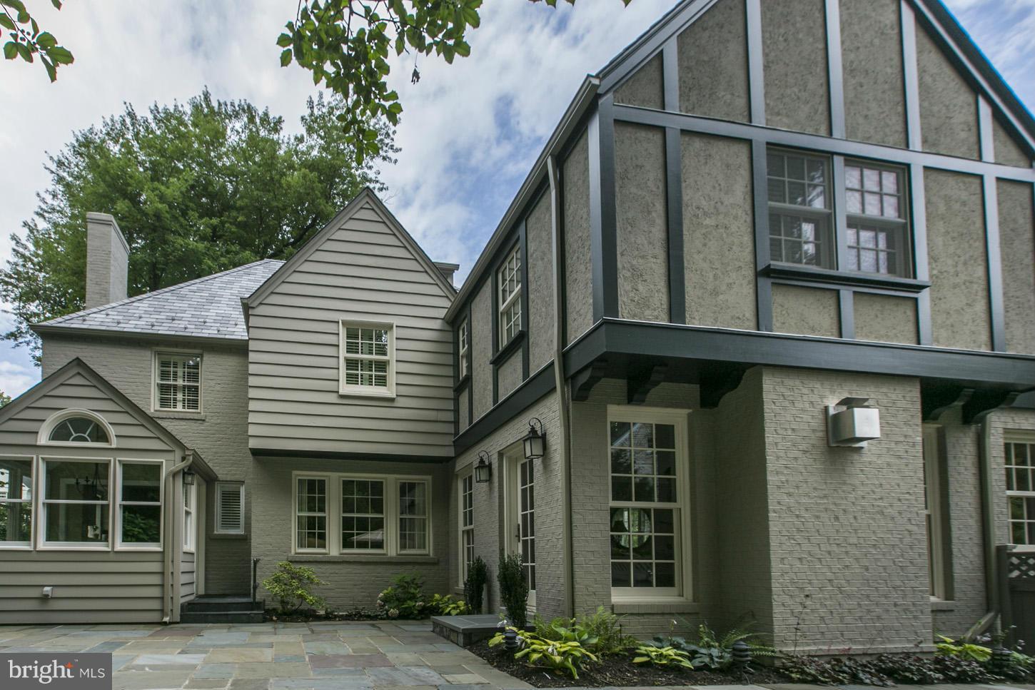 ROLLINGWOOD - Residential