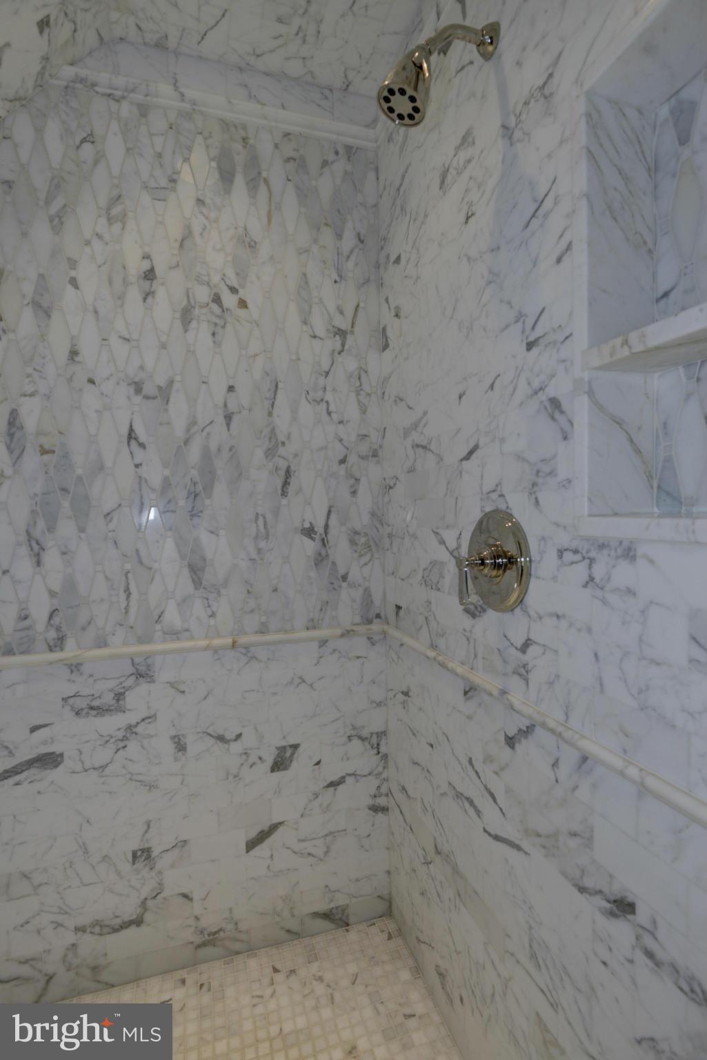 ROLLINGWOOD - Residential