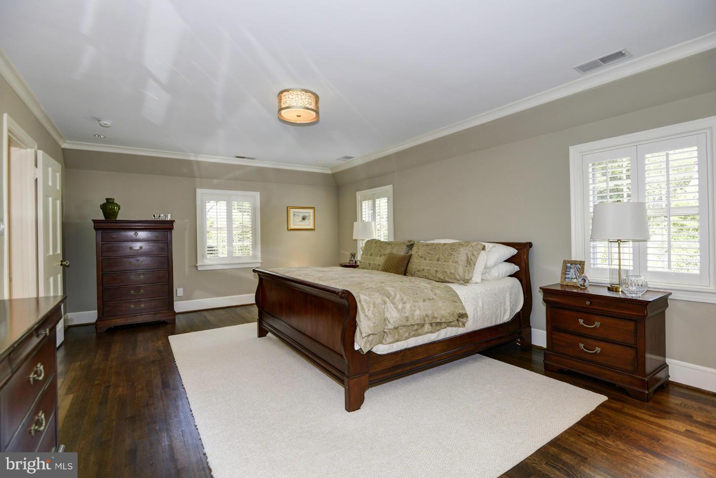 ROLLINGWOOD - Residential