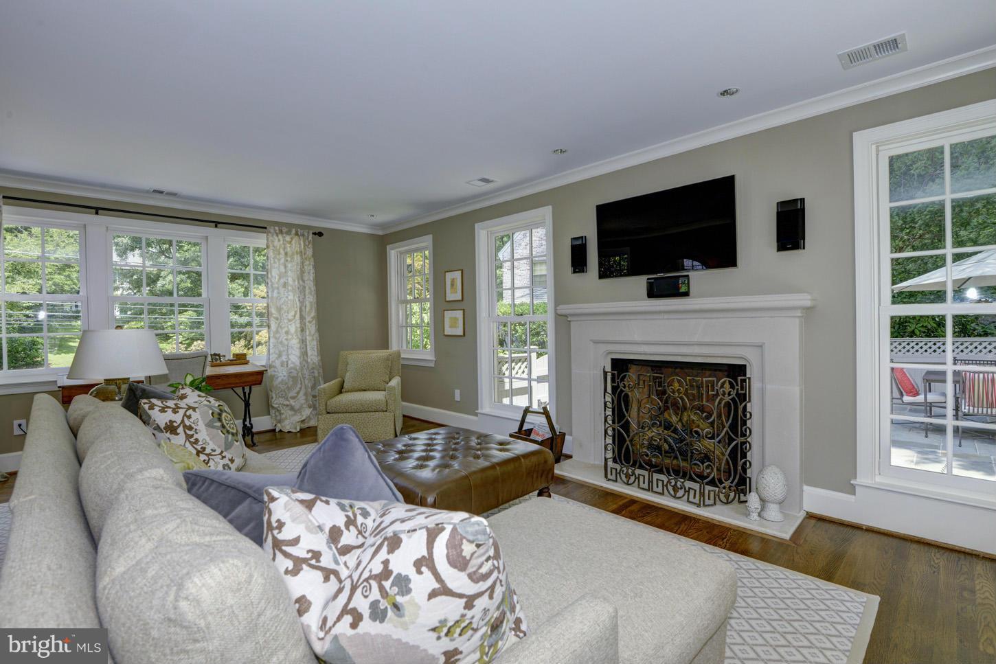 ROLLINGWOOD - Residential