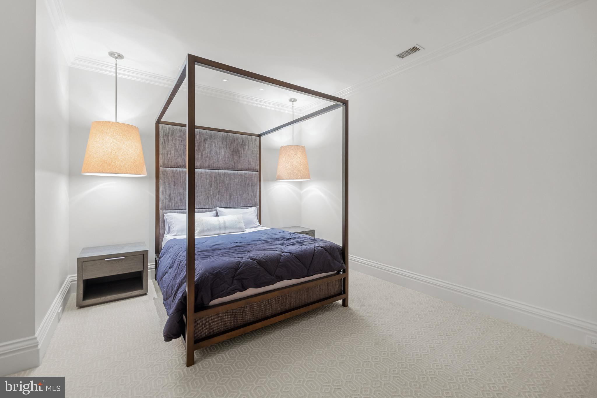 CAVES VALLEY GOLF CLUB - Residential