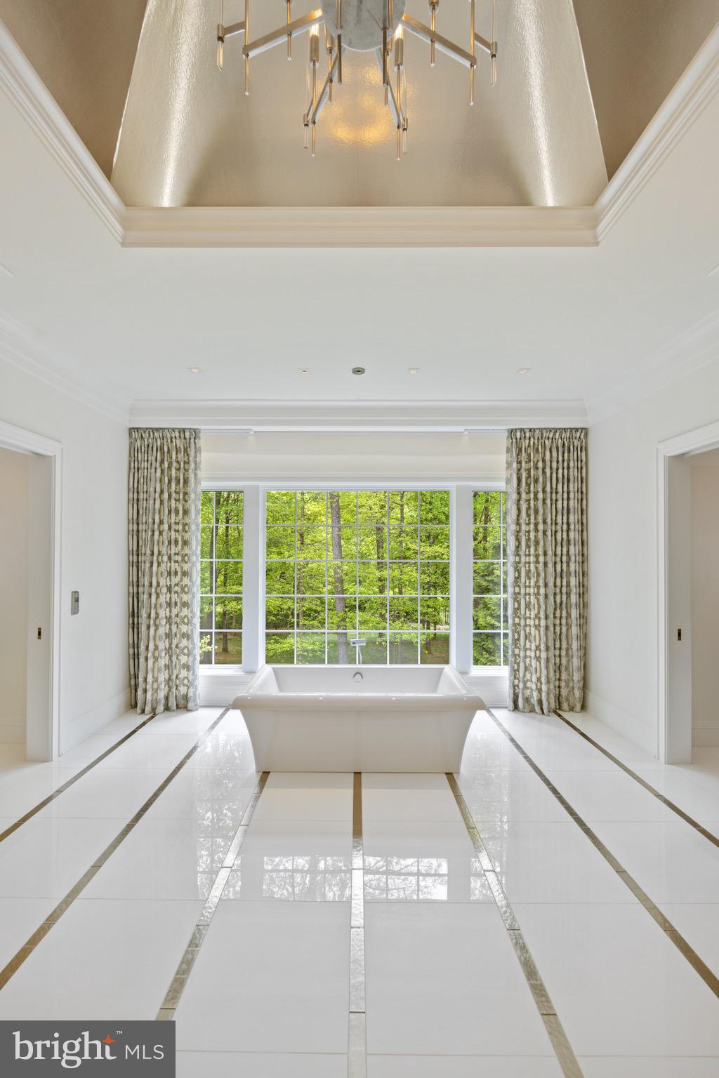 CAVES VALLEY GOLF CLUB - Residential