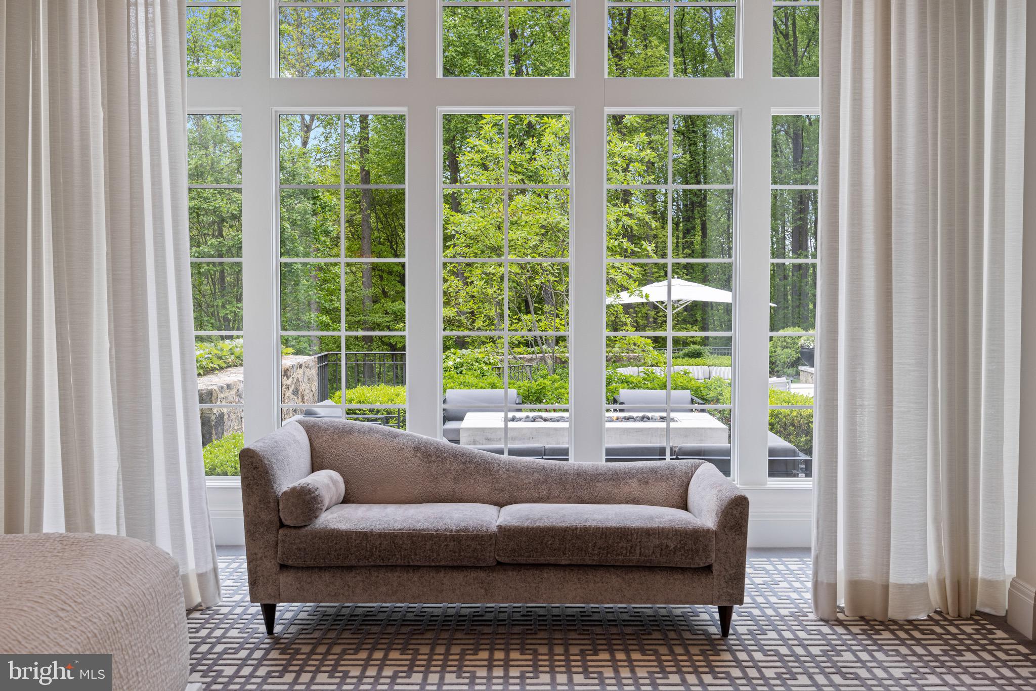 CAVES VALLEY GOLF CLUB - Residential