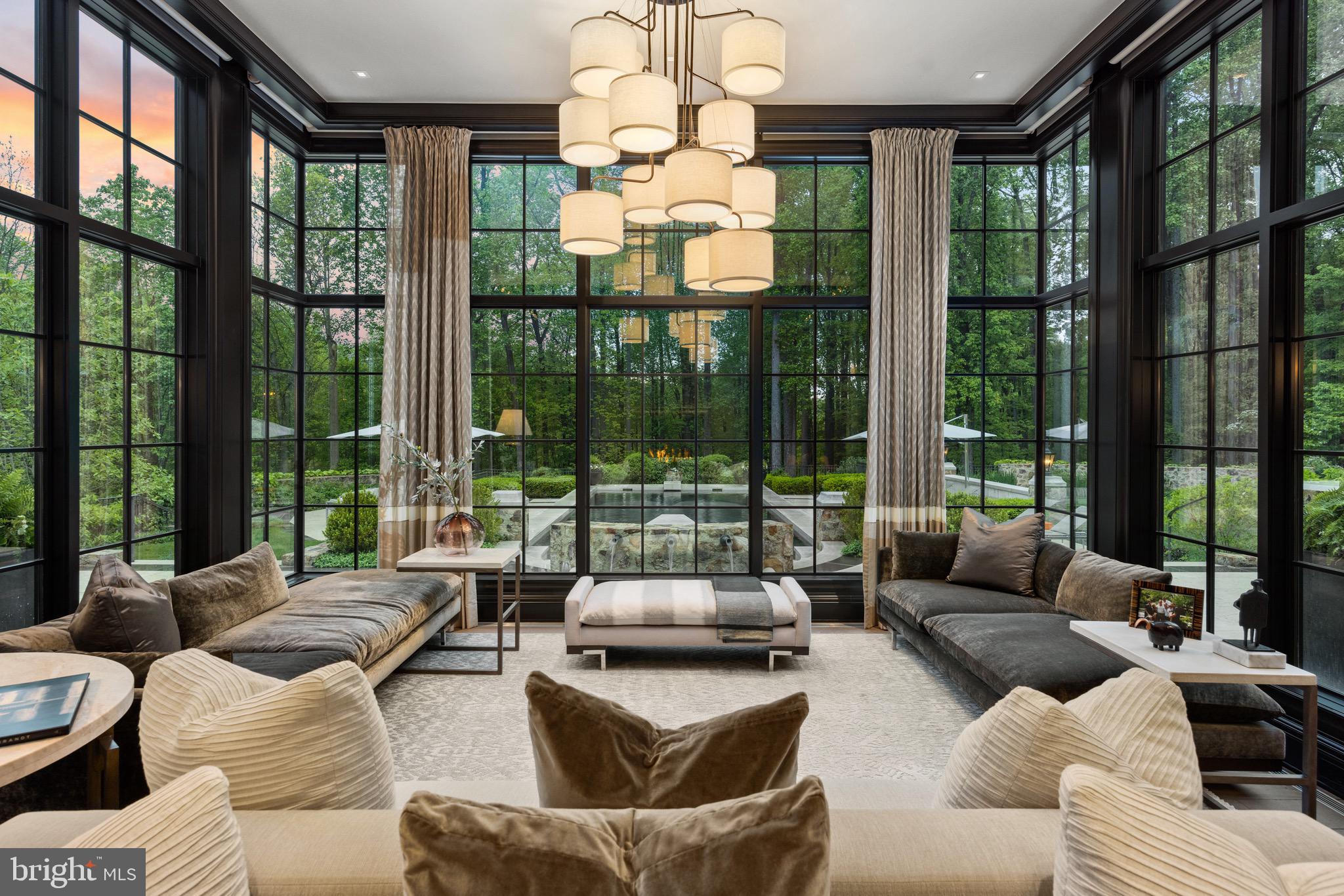 CAVES VALLEY GOLF CLUB - Residential