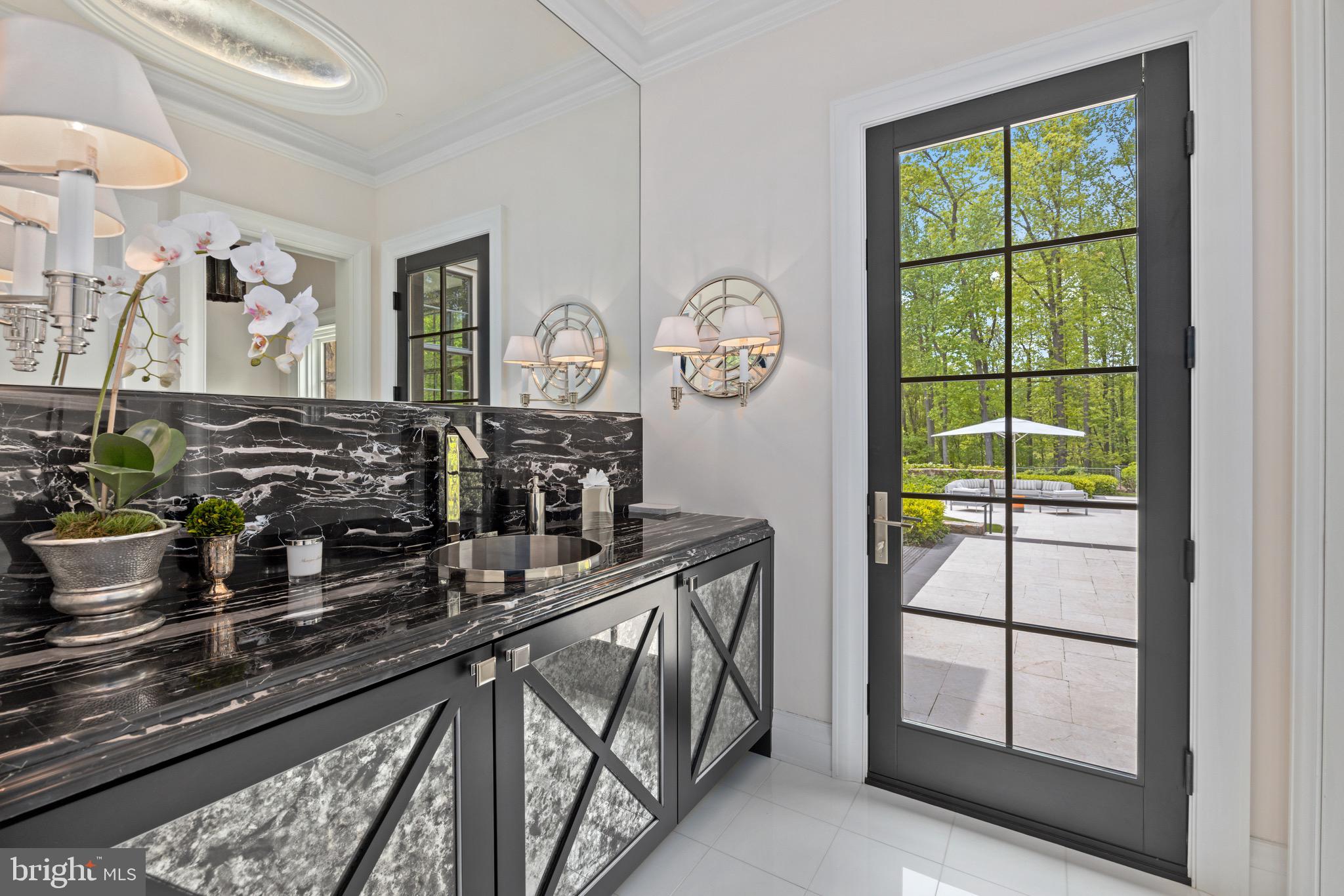 CAVES VALLEY GOLF CLUB - Residential