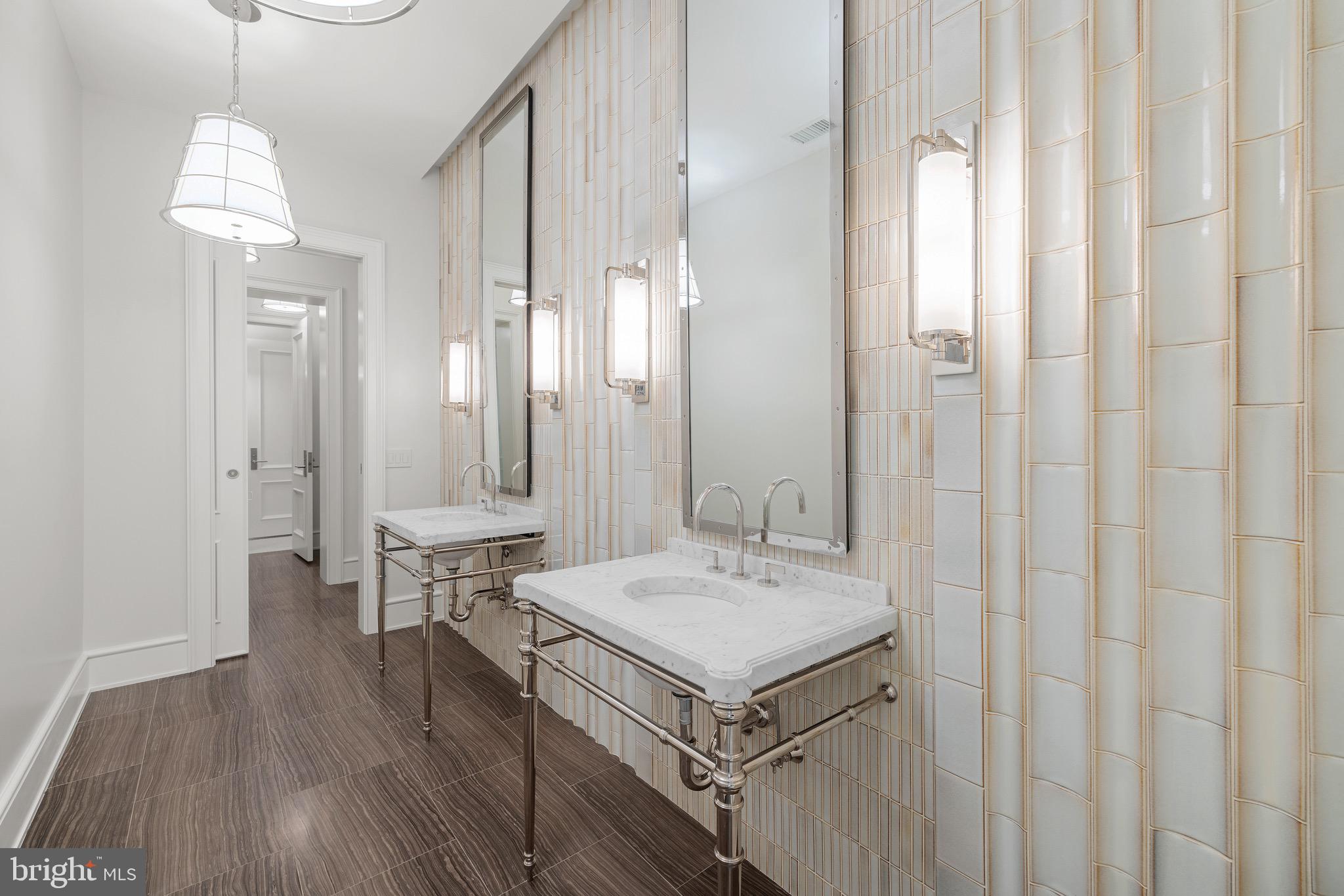 CAVES VALLEY GOLF CLUB - Residential