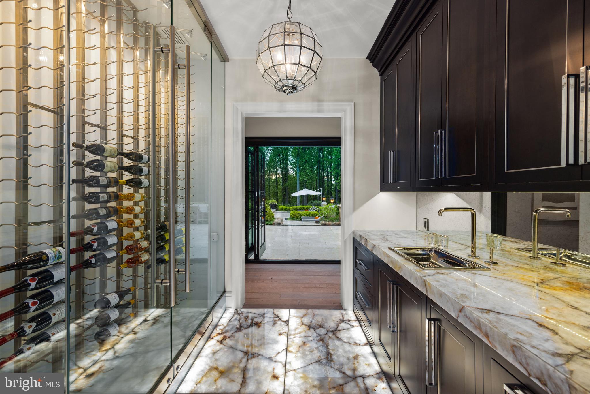 CAVES VALLEY GOLF CLUB - Residential