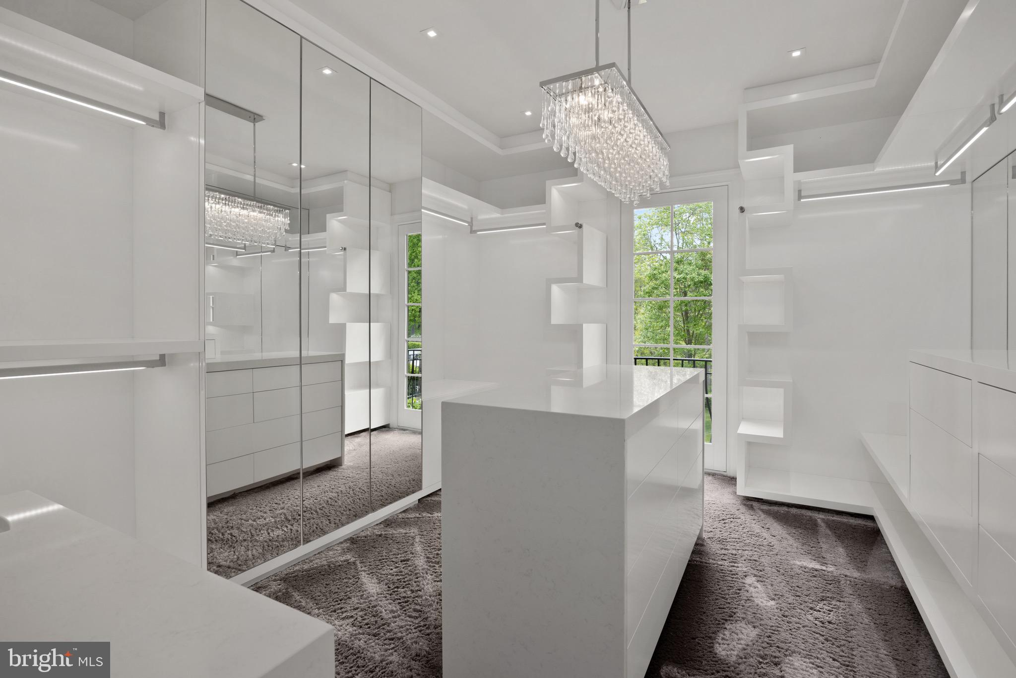 CAVES VALLEY GOLF CLUB - Residential