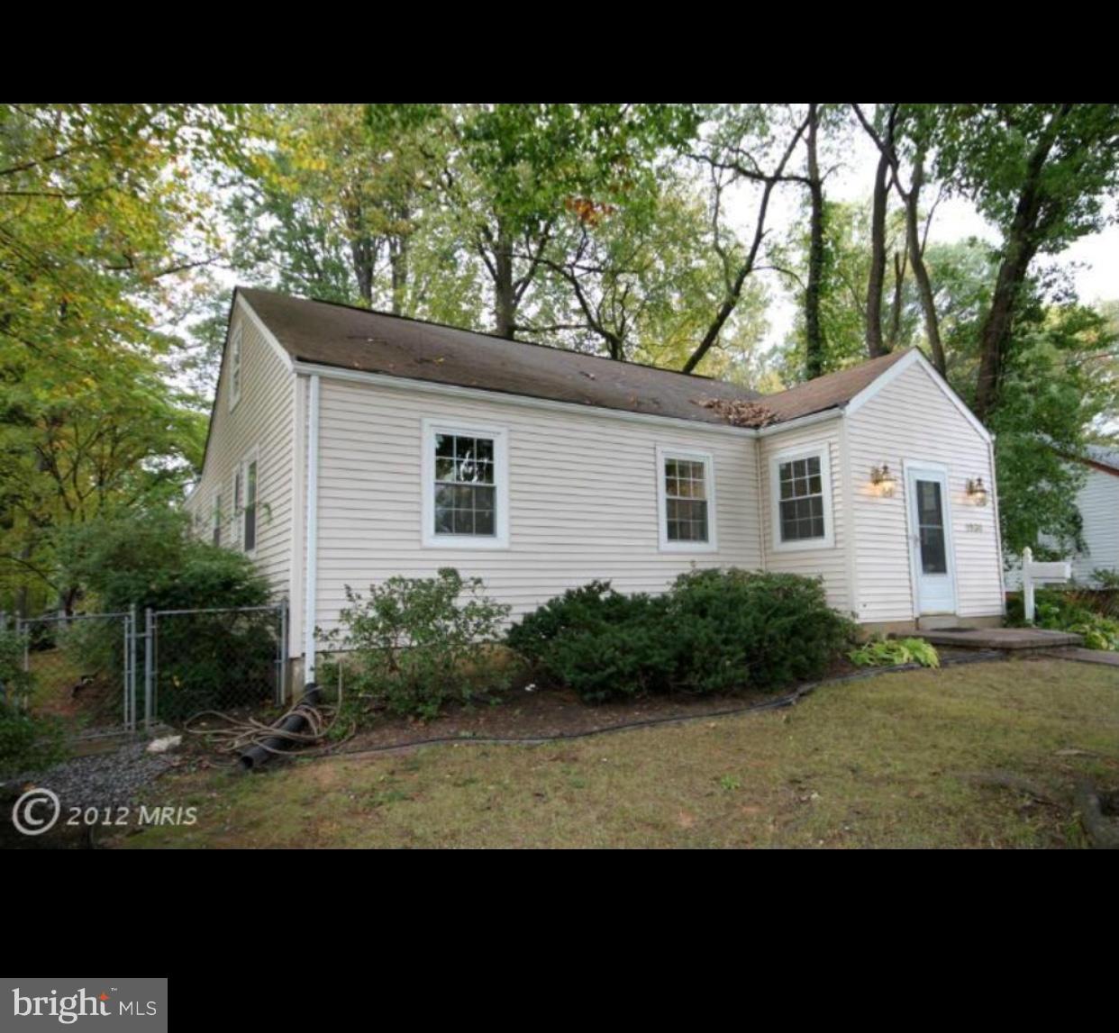 PIMMIT HILLS - Residential Lease