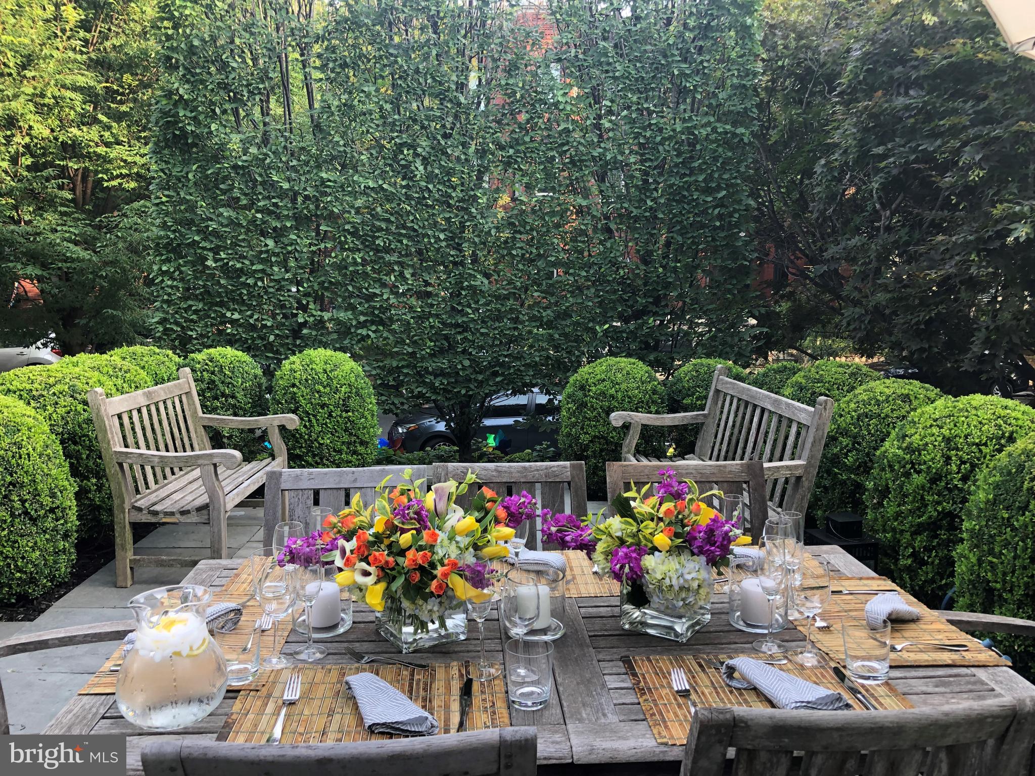 LOGAN CIRCLE - Residential