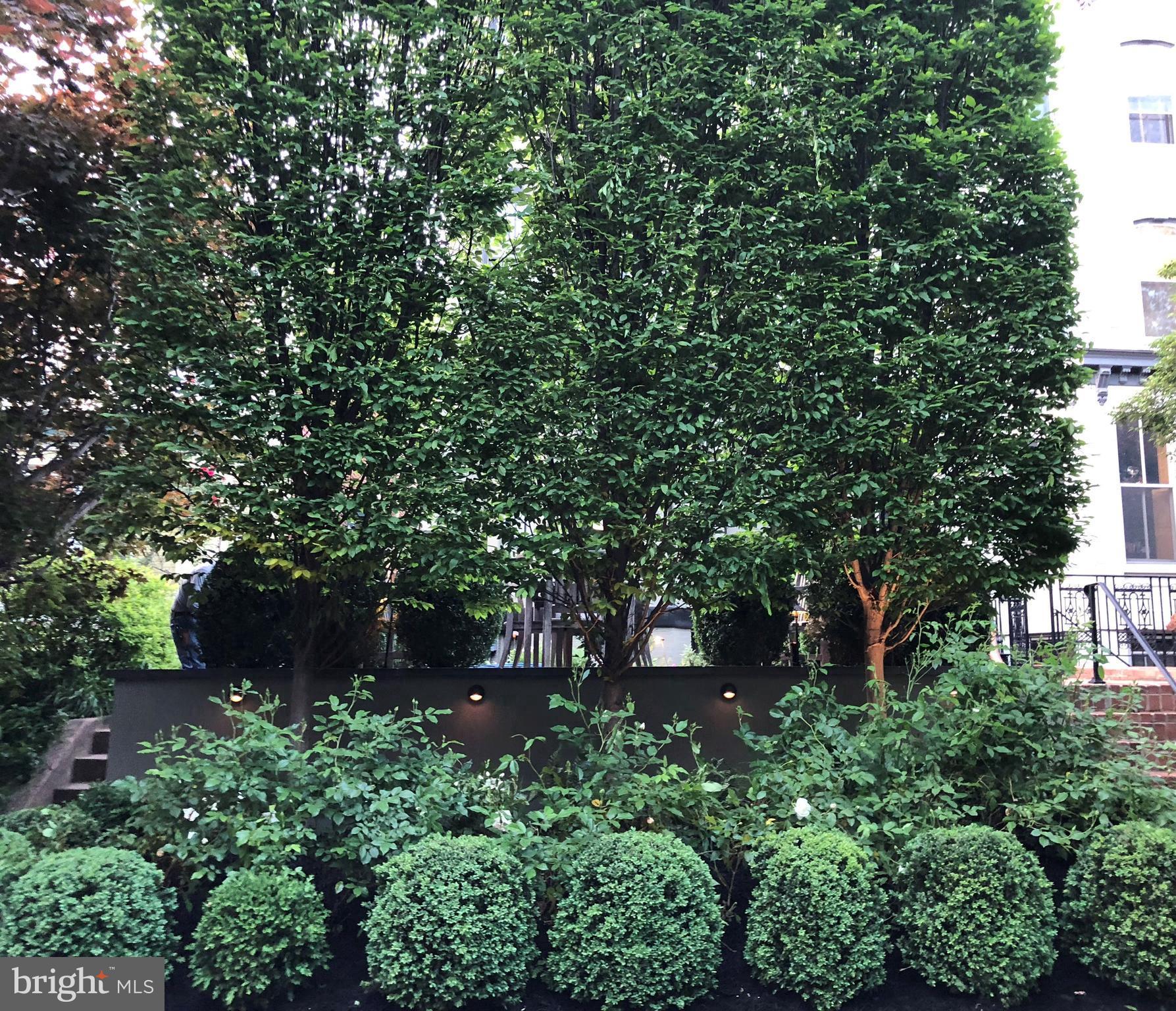 LOGAN CIRCLE - Residential