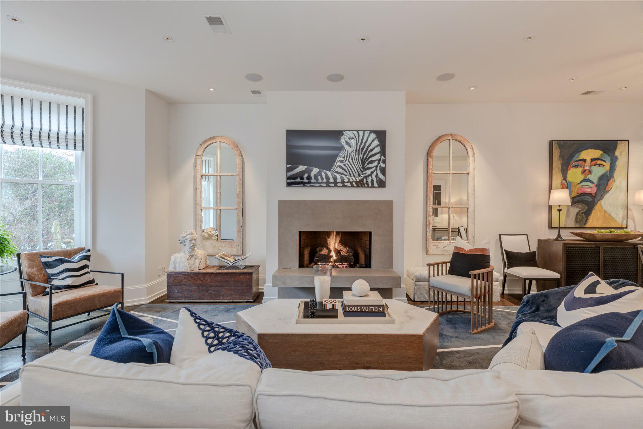 LOGAN CIRCLE - Residential