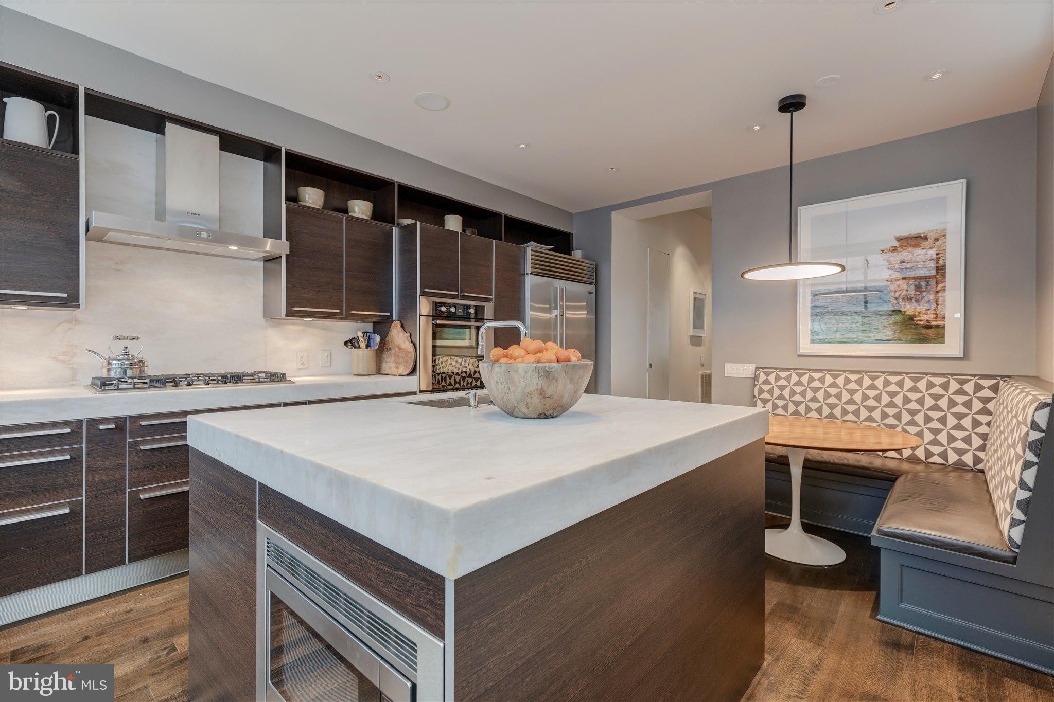 LOGAN CIRCLE - Residential