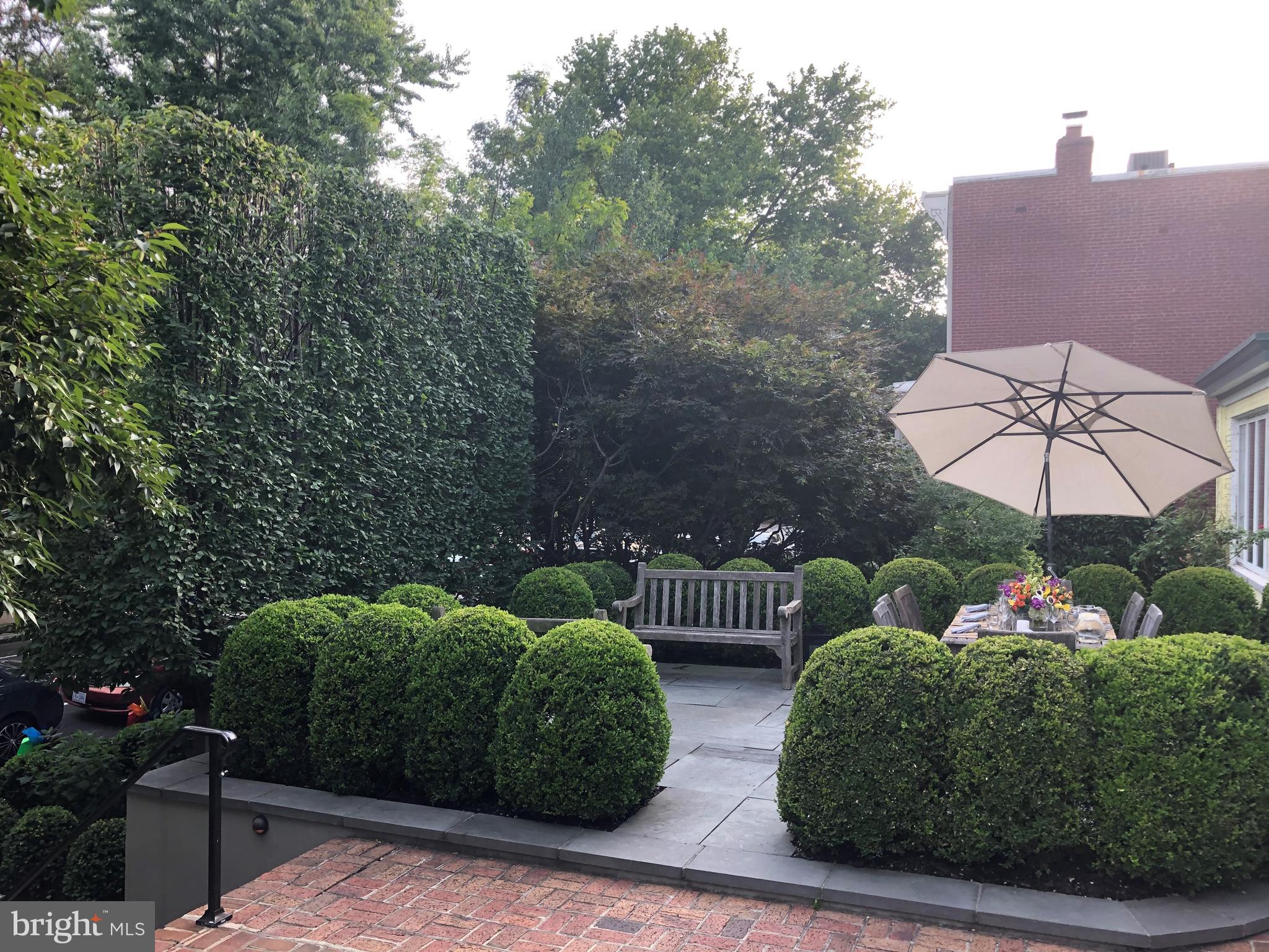 LOGAN CIRCLE - Residential