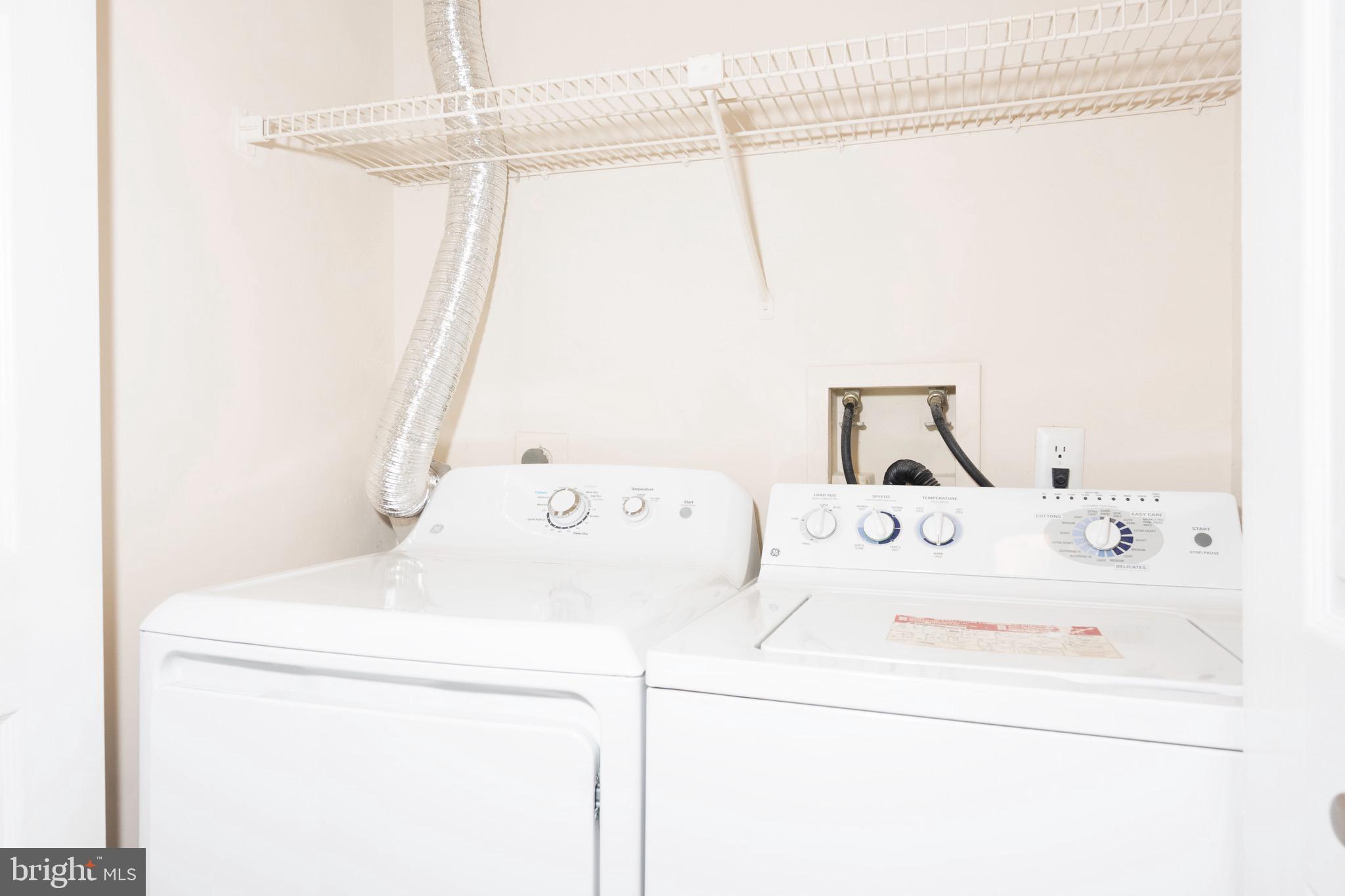 FLOWER HILL - Residential Lease