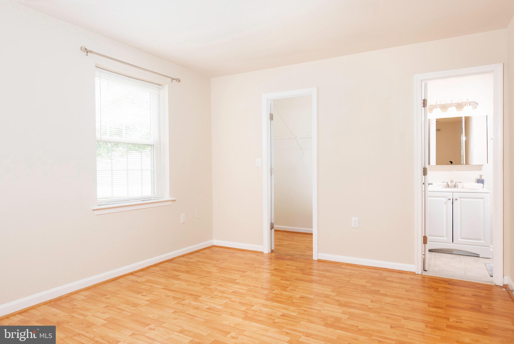 FLOWER HILL - Residential Lease