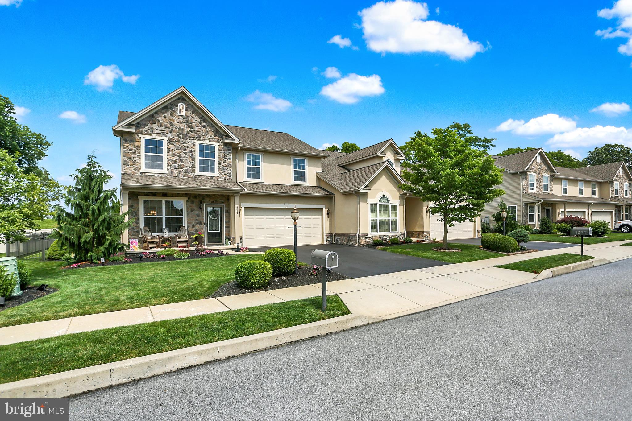 1283 YARMOUTH LANE