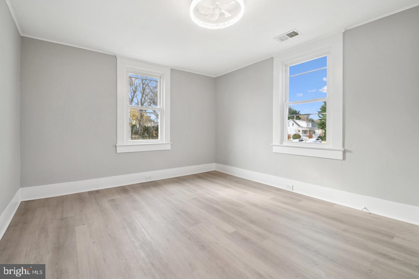 OVERLEA - Residential