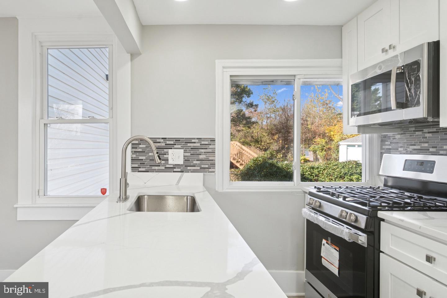 OVERLEA - Residential