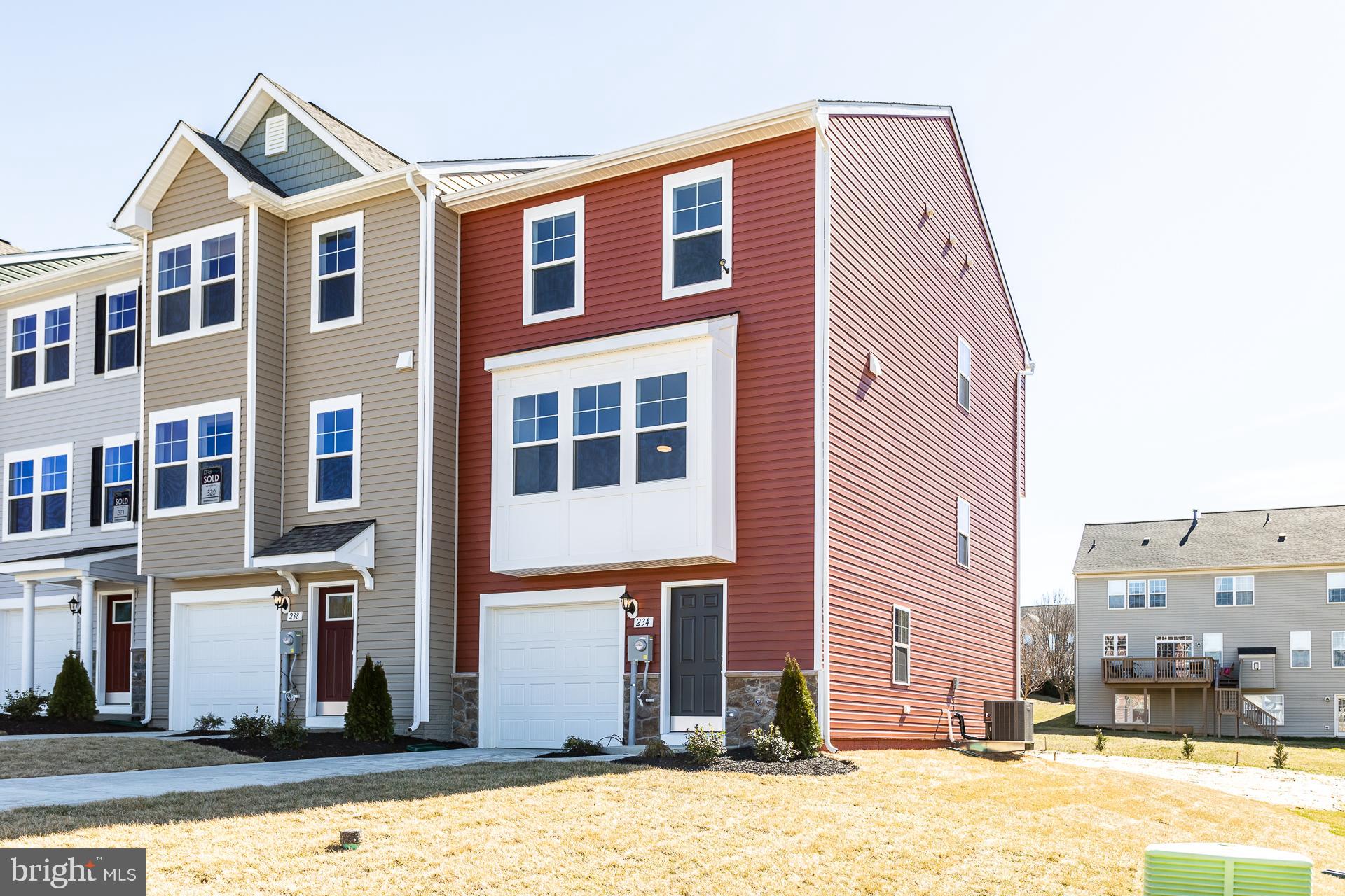 ARCHERS ROCK - Residential