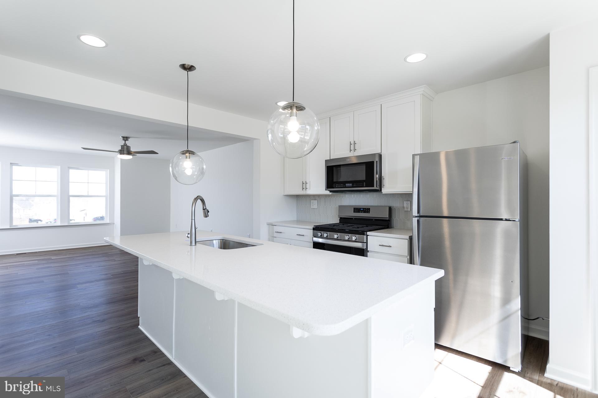 ARCHERS ROCK - Residential