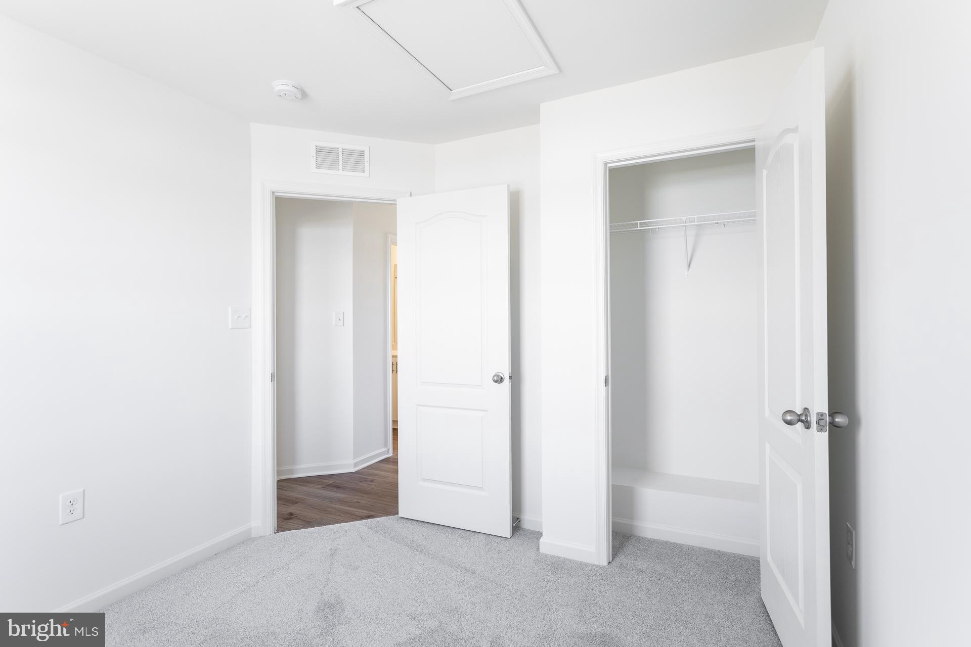 ARCHERS ROCK - Residential