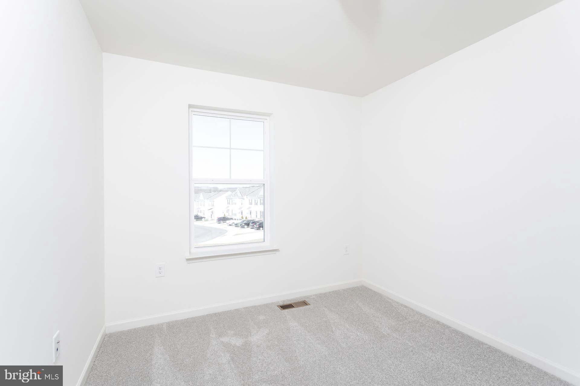 ARCHERS ROCK - Residential