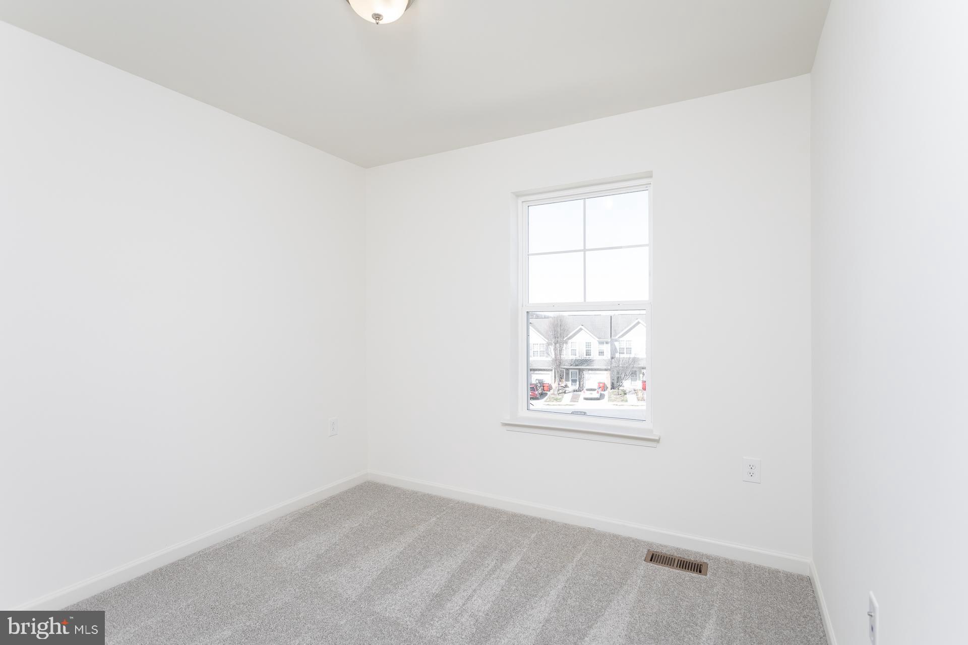 ARCHERS ROCK - Residential