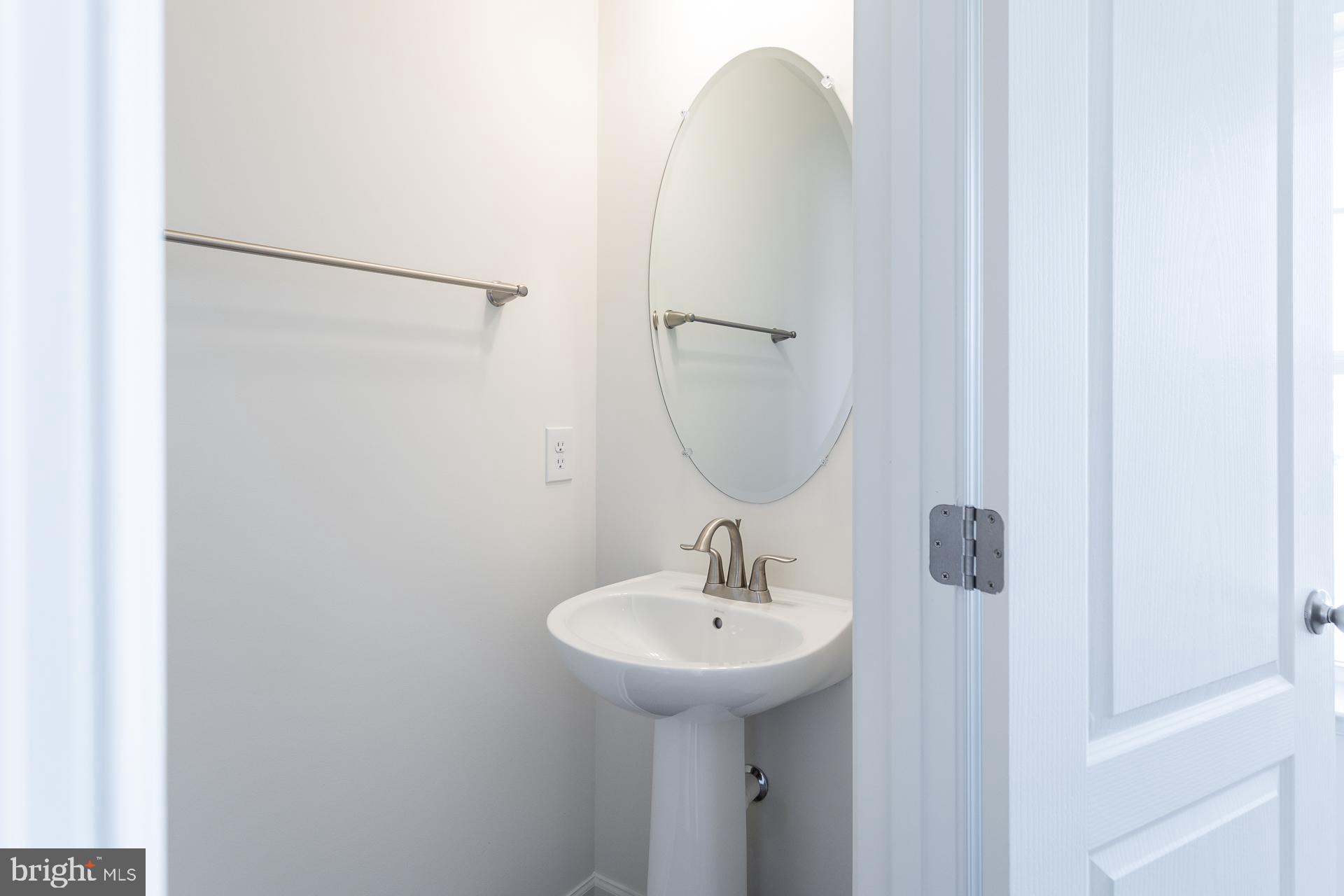 ARCHERS ROCK - Residential