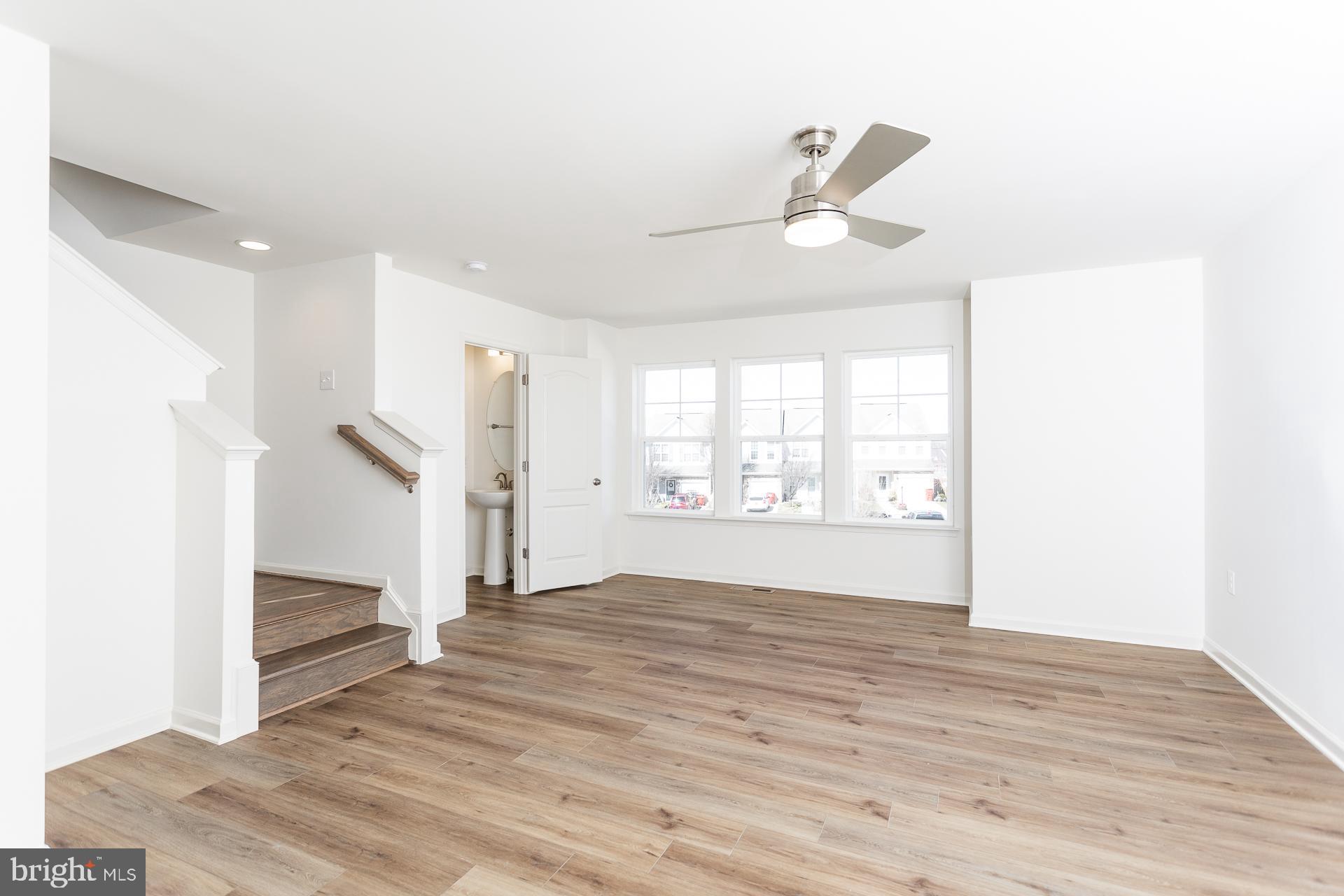 ARCHERS ROCK - Residential