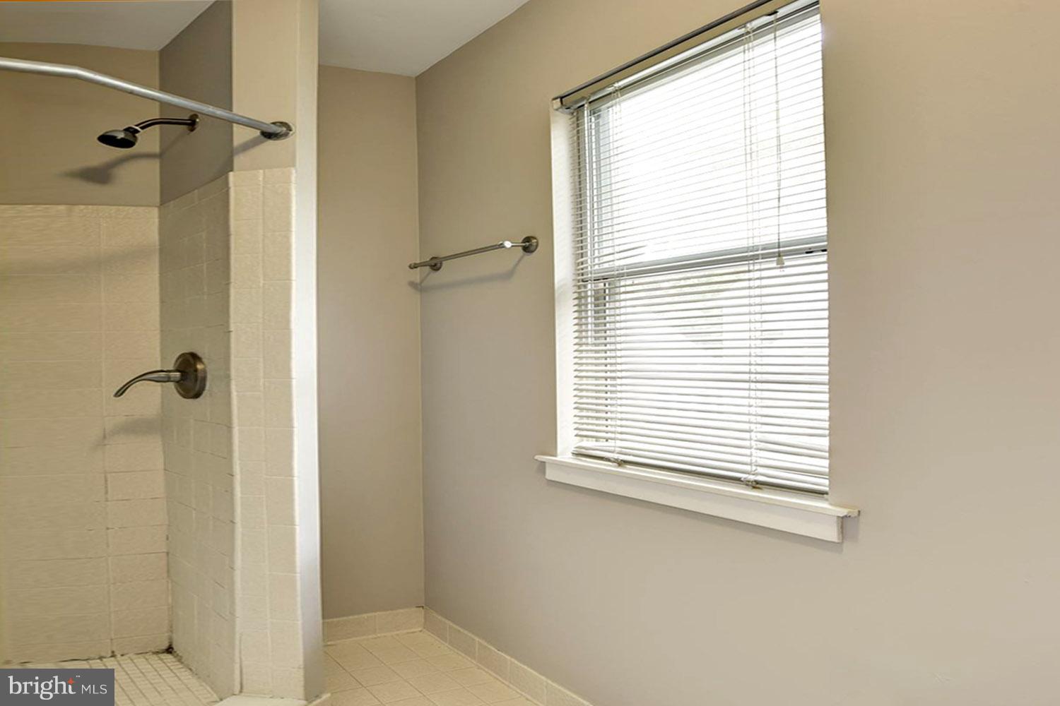 SOUTHWOODS - Residential