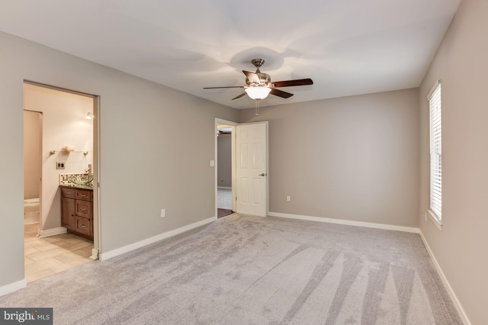 SOUTHWOODS - Residential