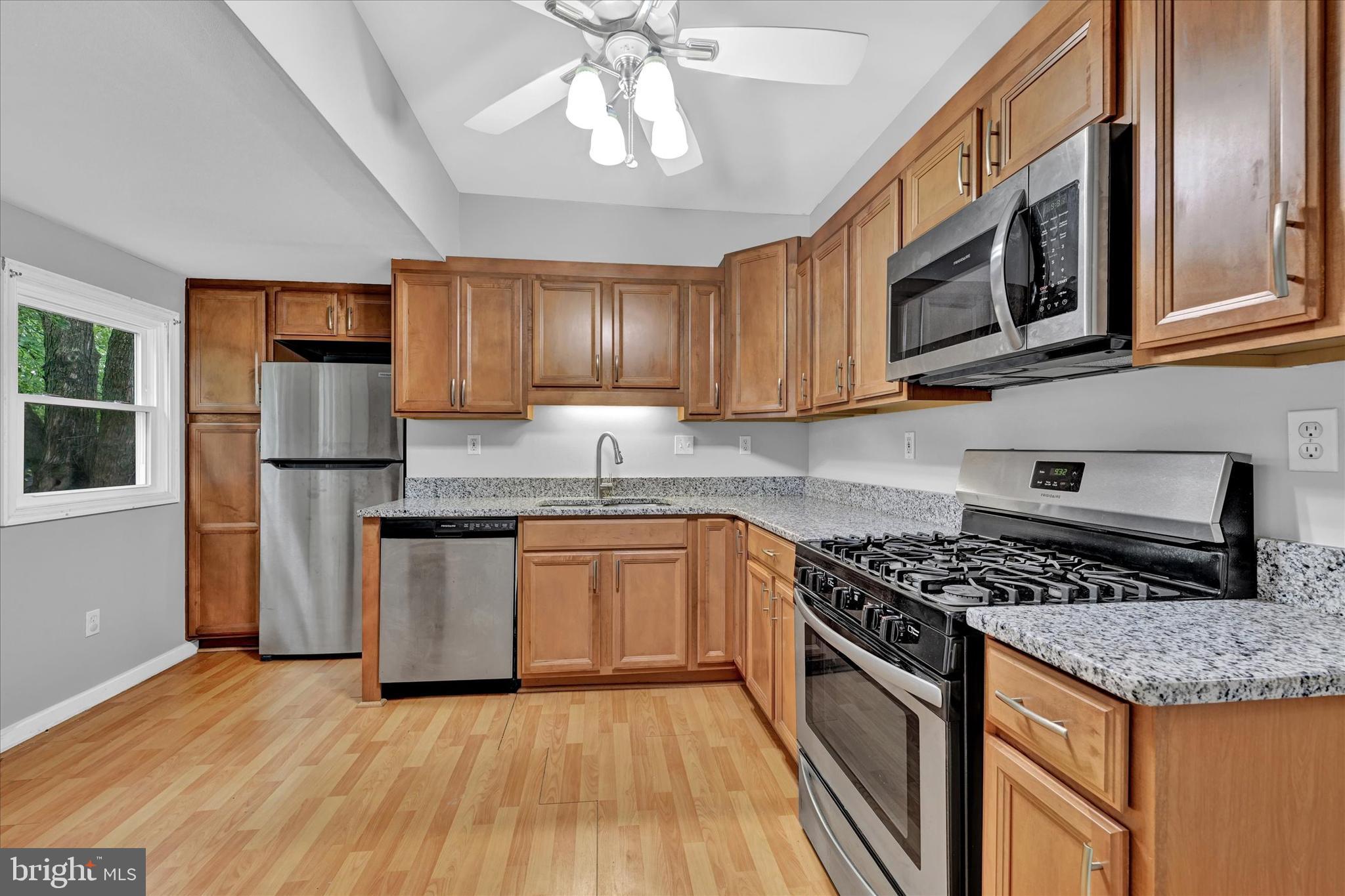 OAKCREST - Residential