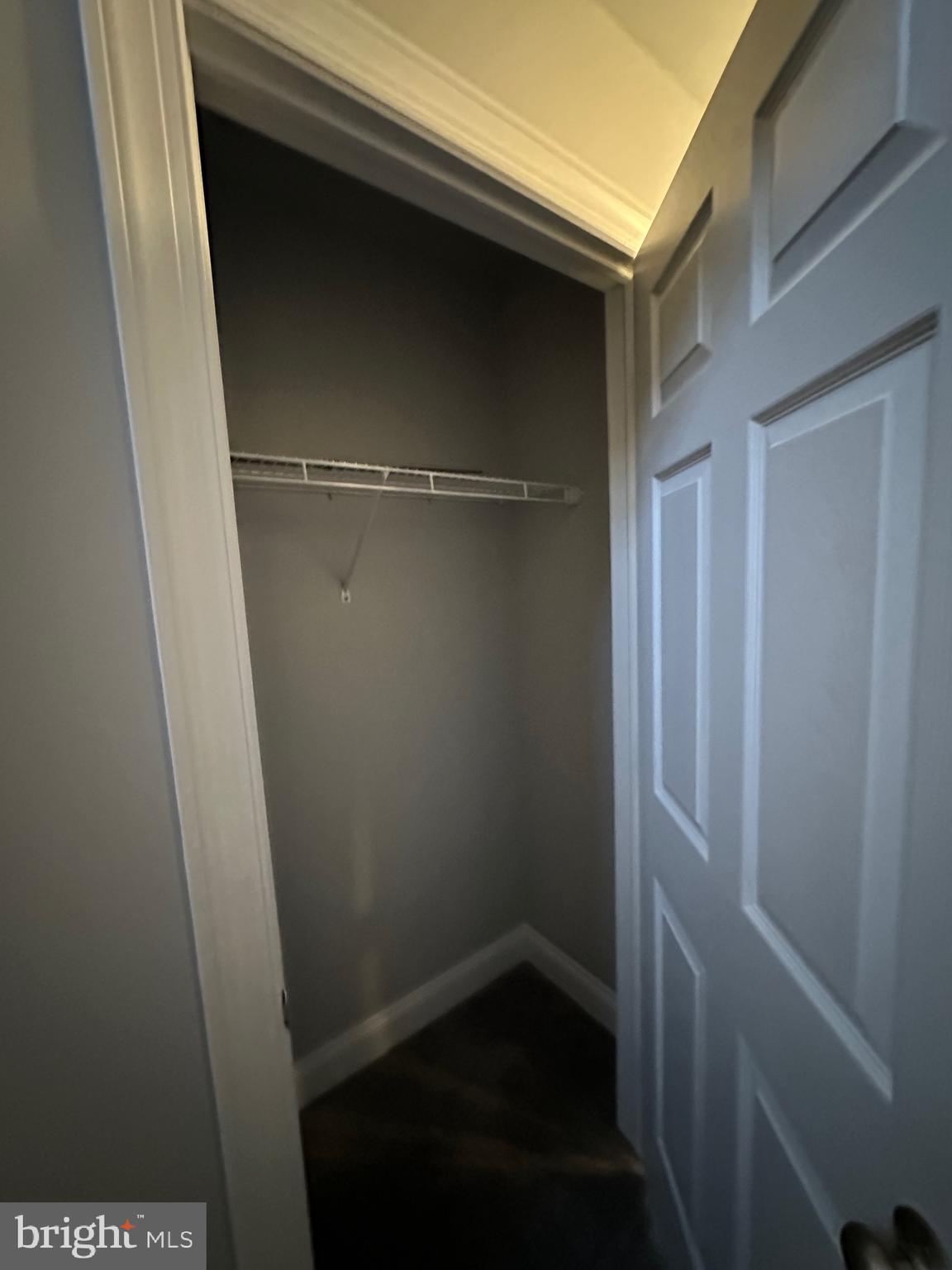 THE VILLAS - Residential Lease