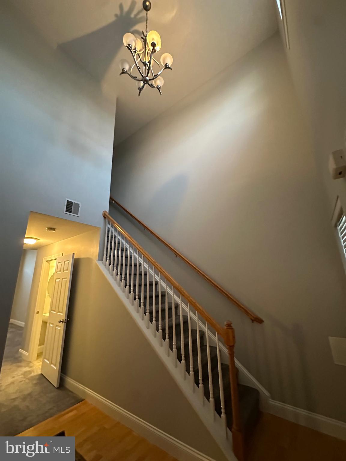 THE VILLAS - Residential Lease